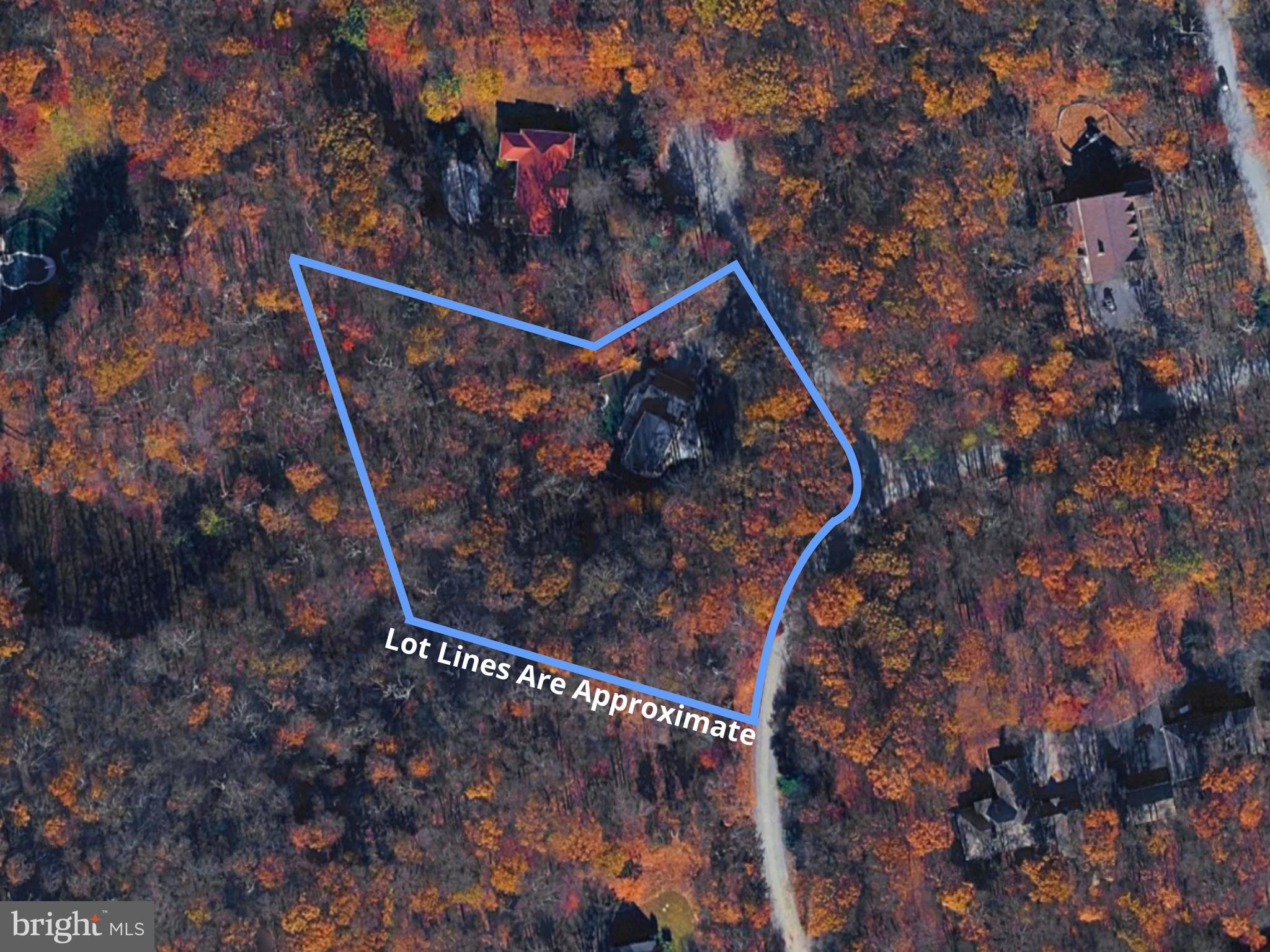 LAUREL WOODS - Residential