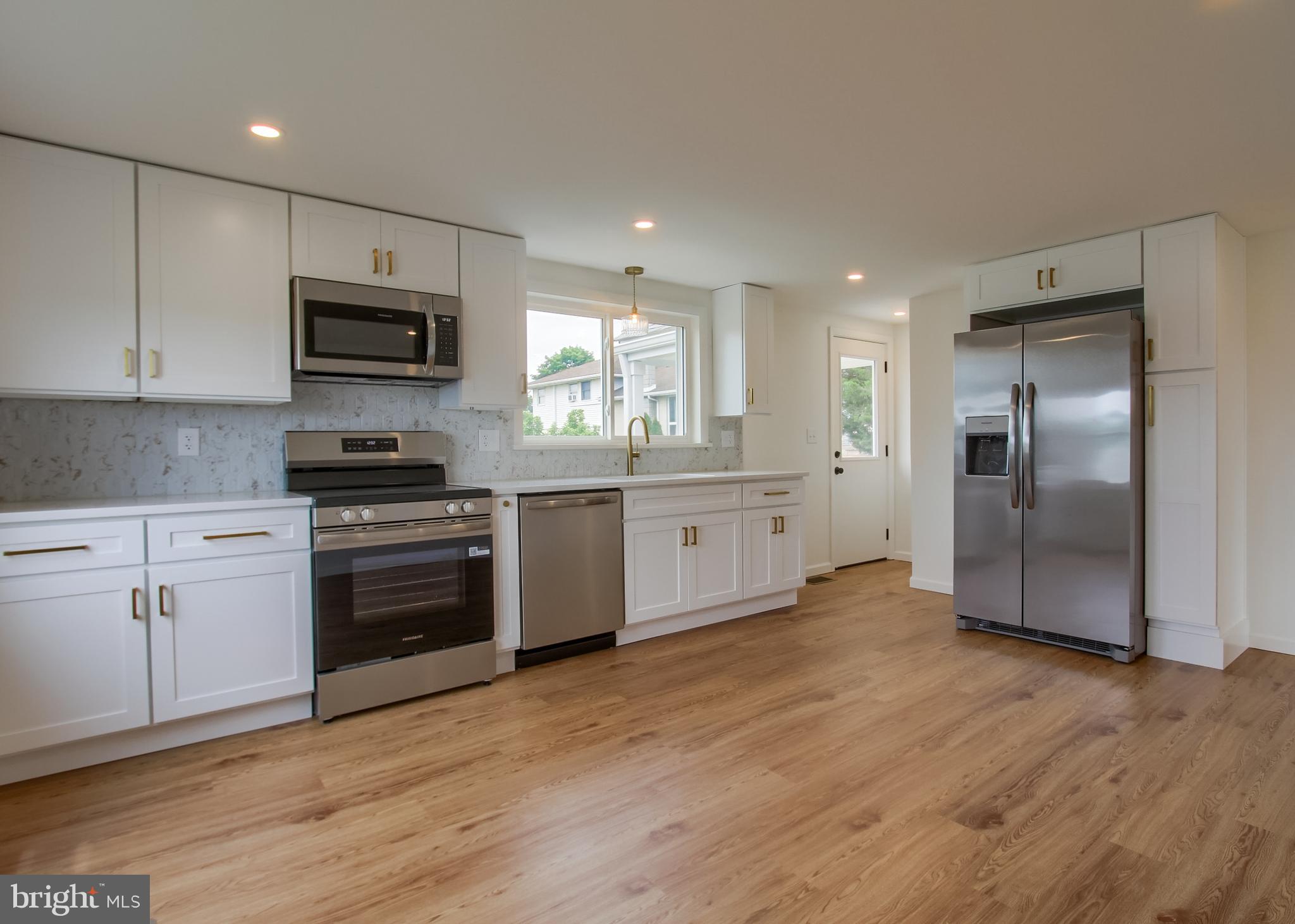 EAST PENNSBORO - Residential