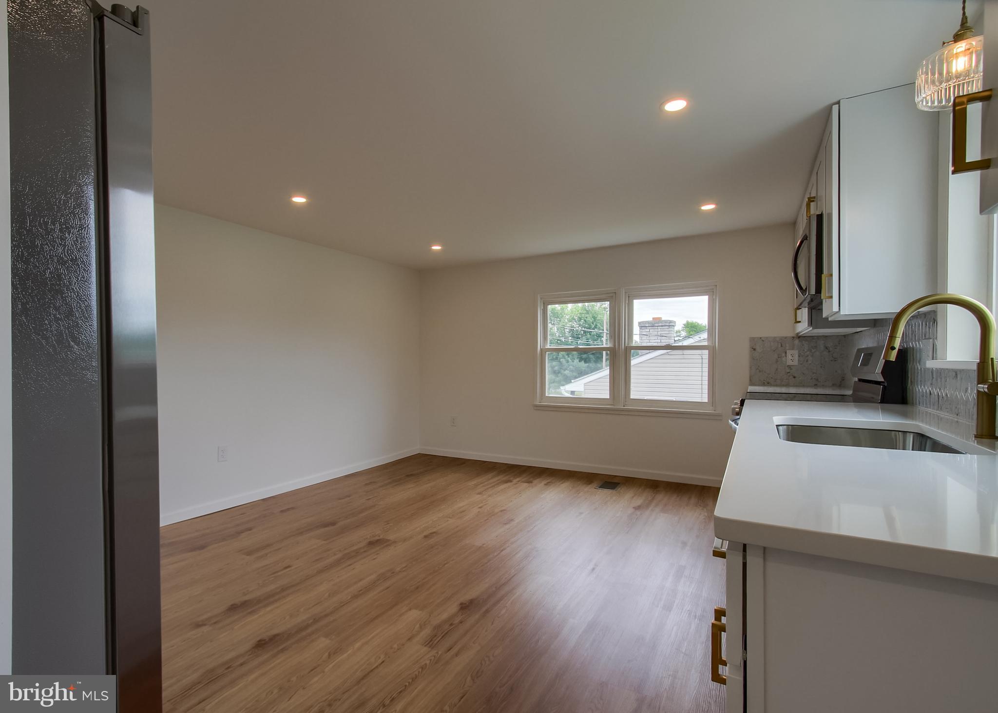 EAST PENNSBORO - Residential
