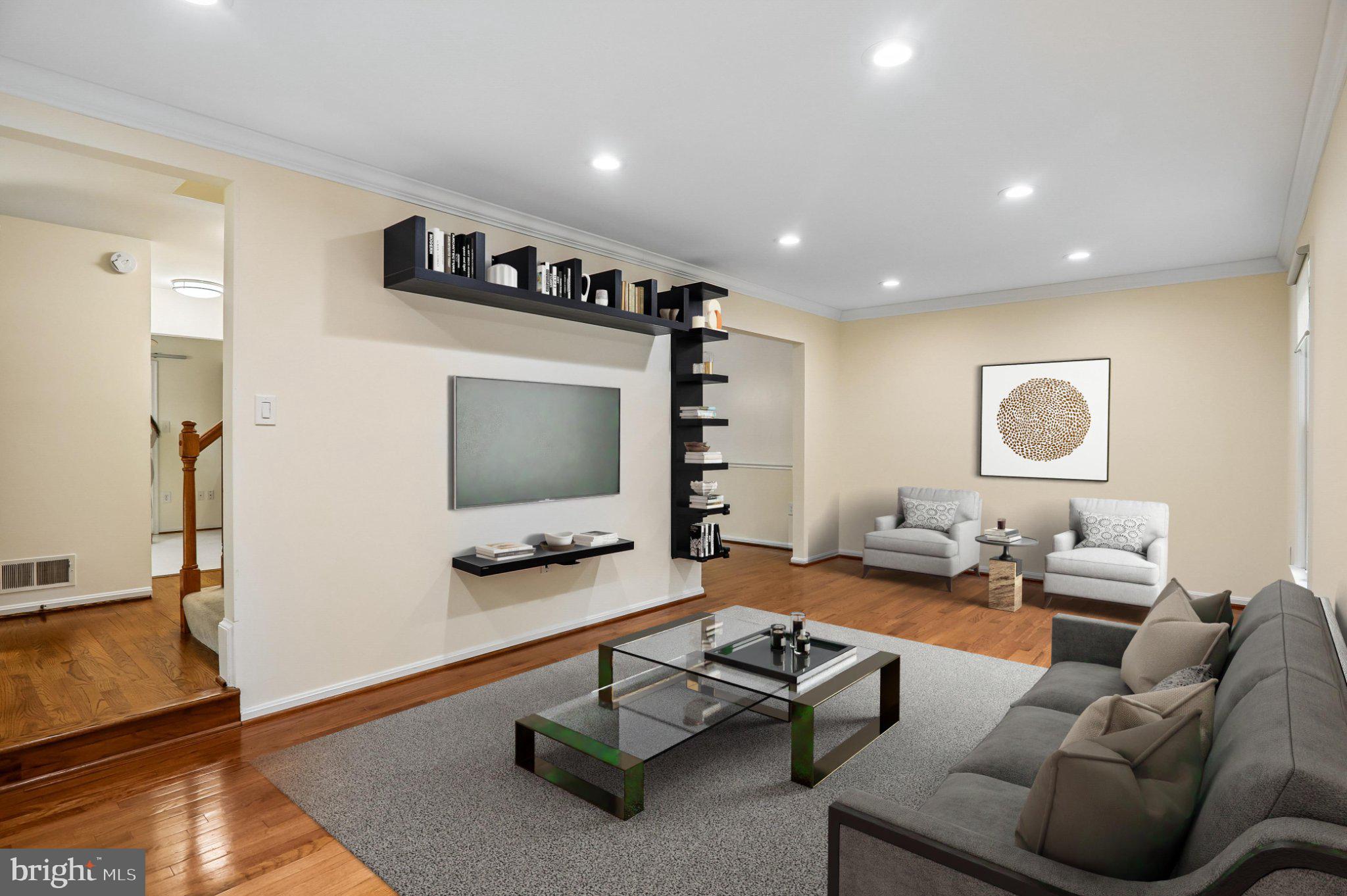 SPRING WOODS - Residential