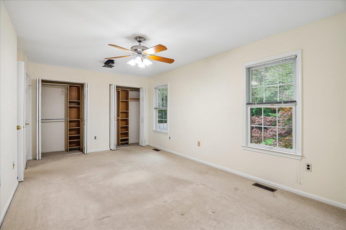 SPRING WOODS - Residential