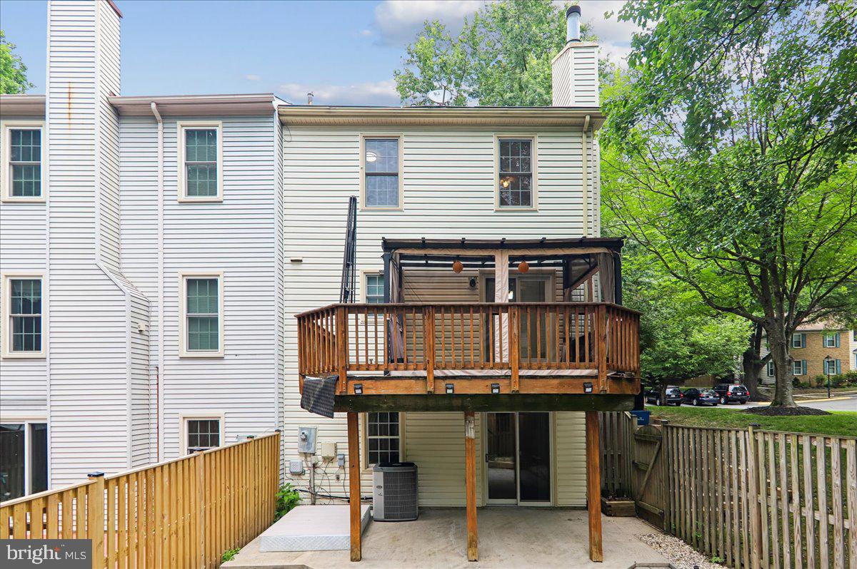 SPRING WOODS - Residential
