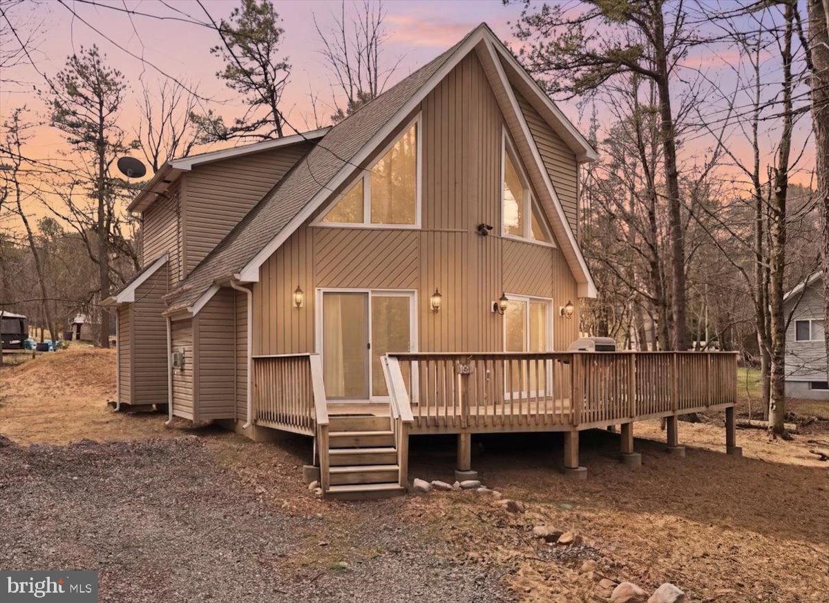 TOWAMENSING TRAILS - Residential