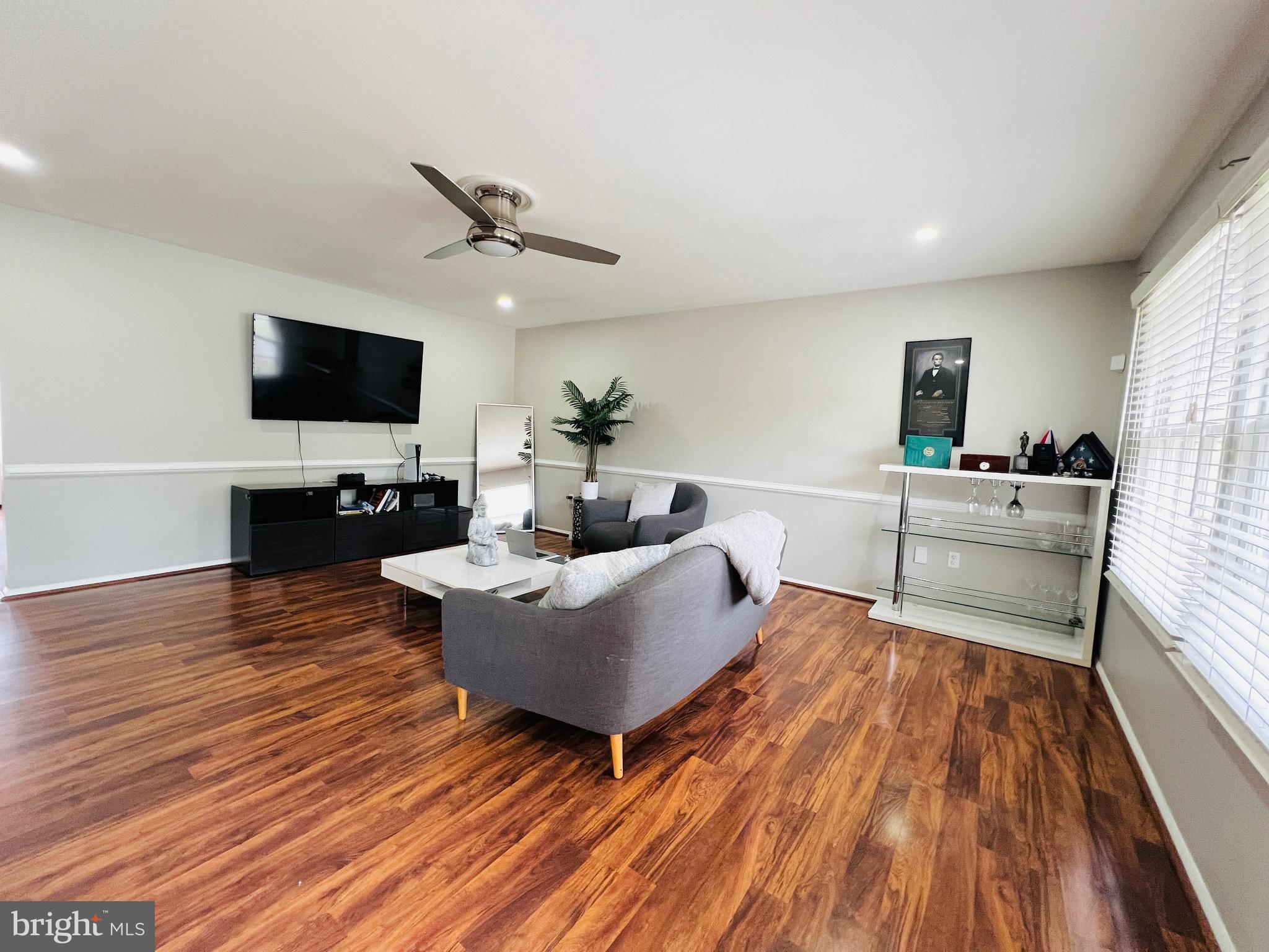 NORTH INDIAN HEAD ESTATES - Residential