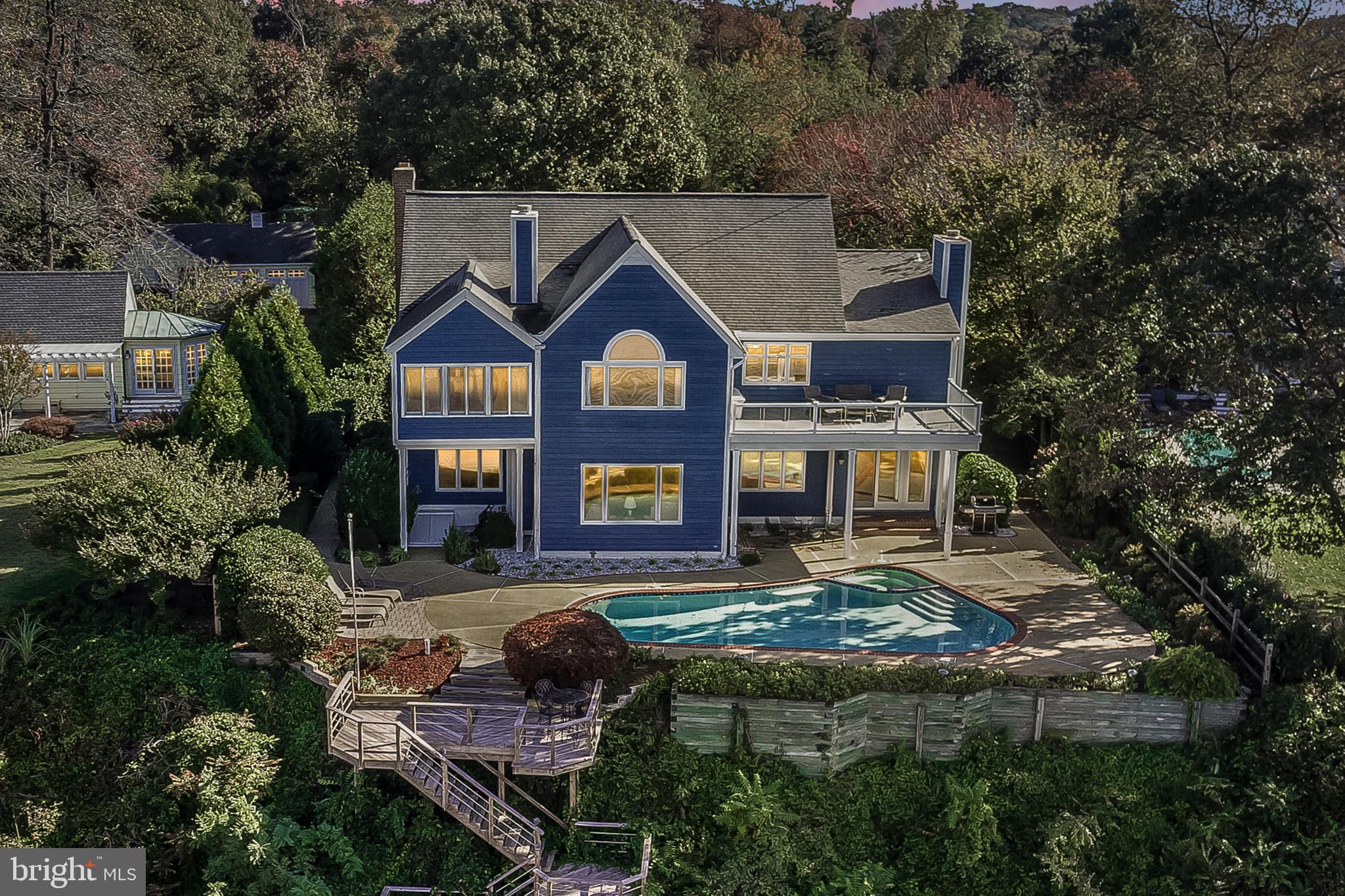 WILD ROSE SHORES - Residential