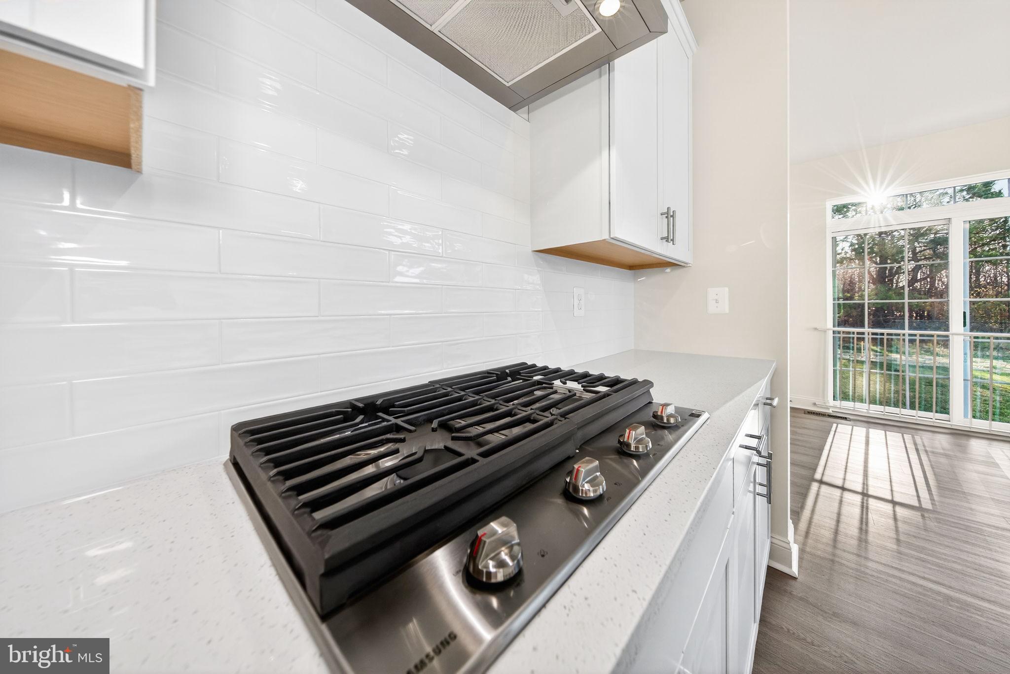 BROOKFIELD - Residential