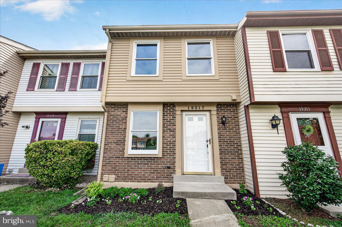 MIDDLEBROOK COMMONS - Residential