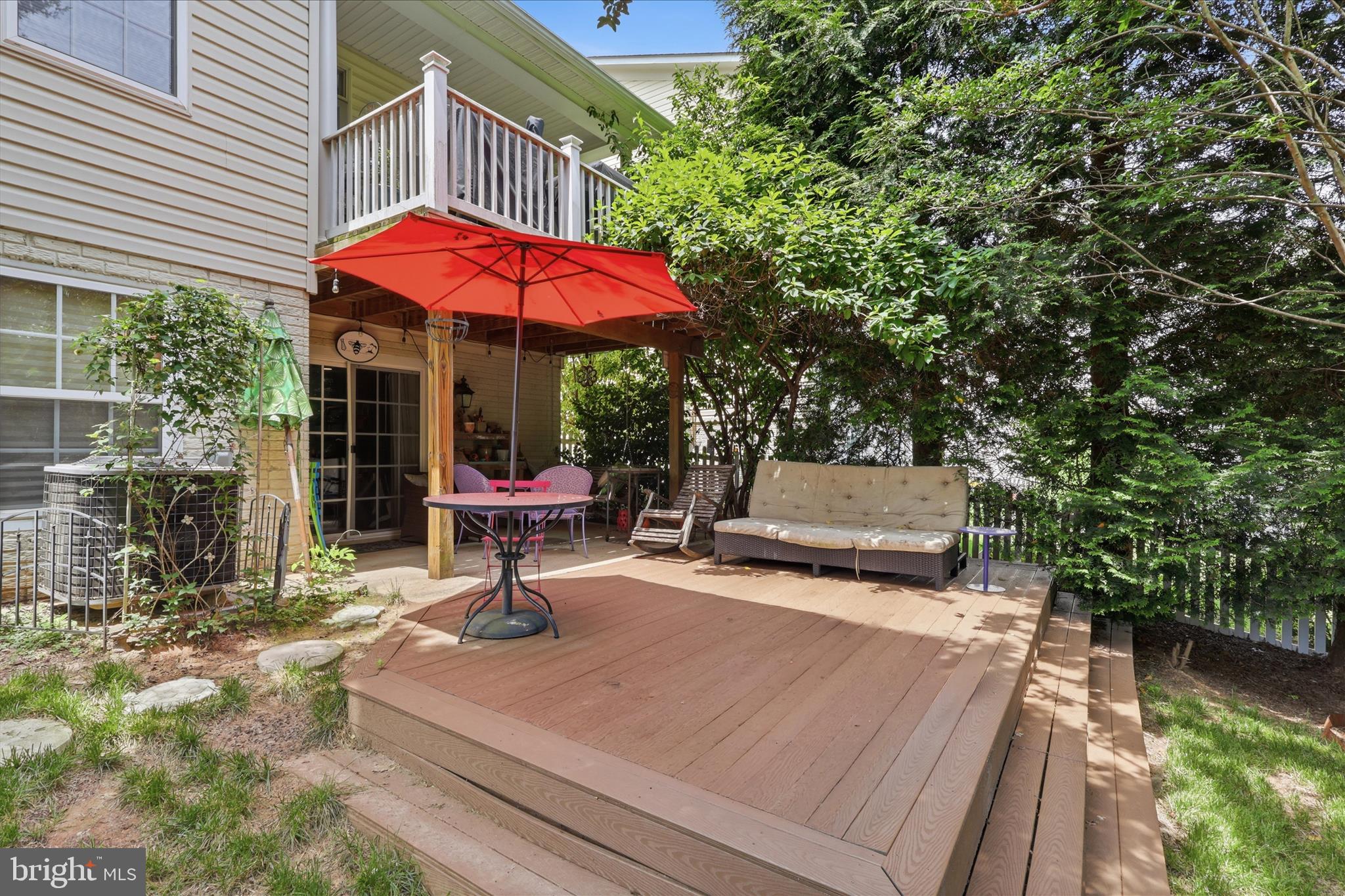BLOOMS CROSSING - Residential