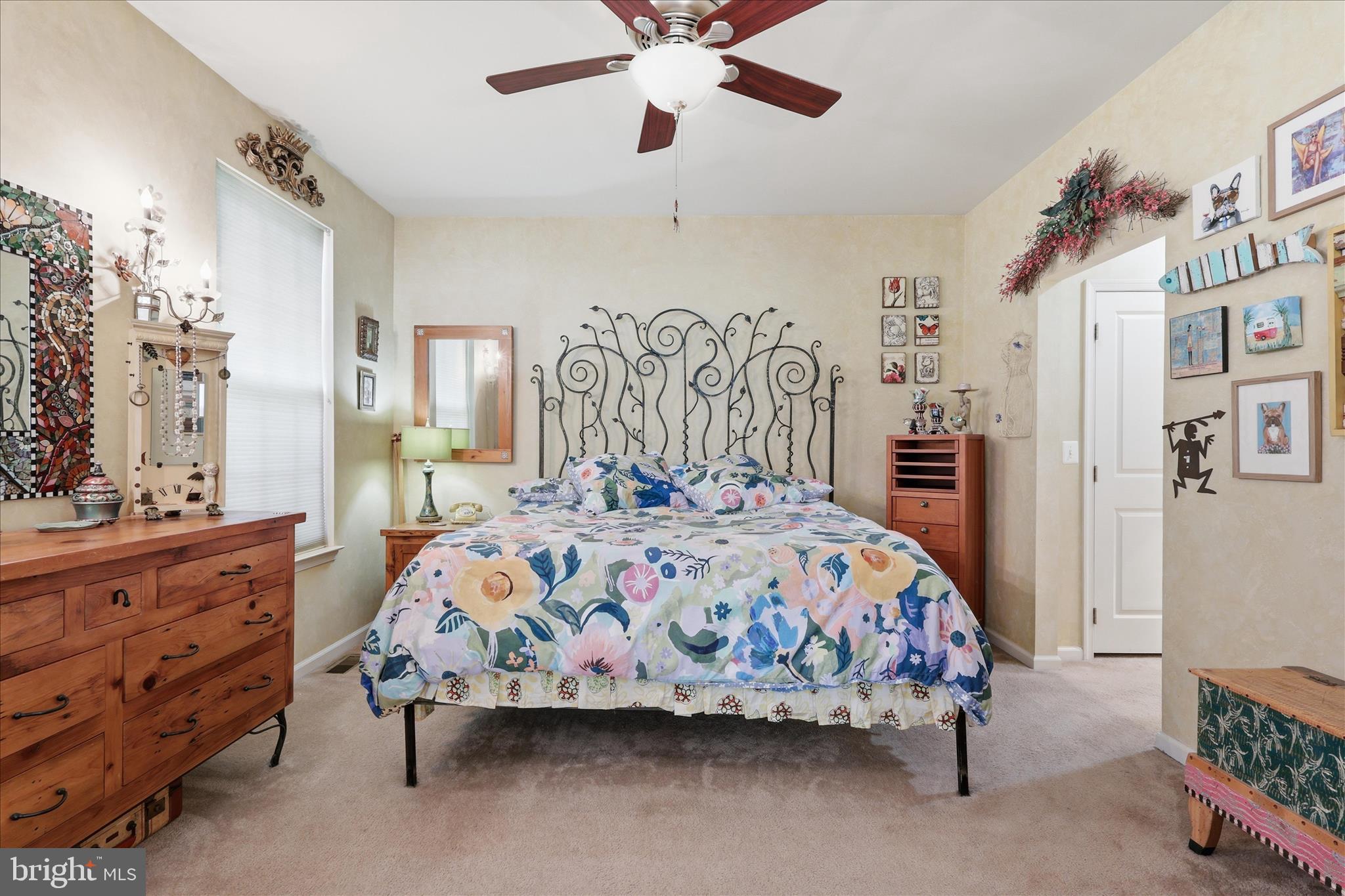 BLOOMS CROSSING - Residential