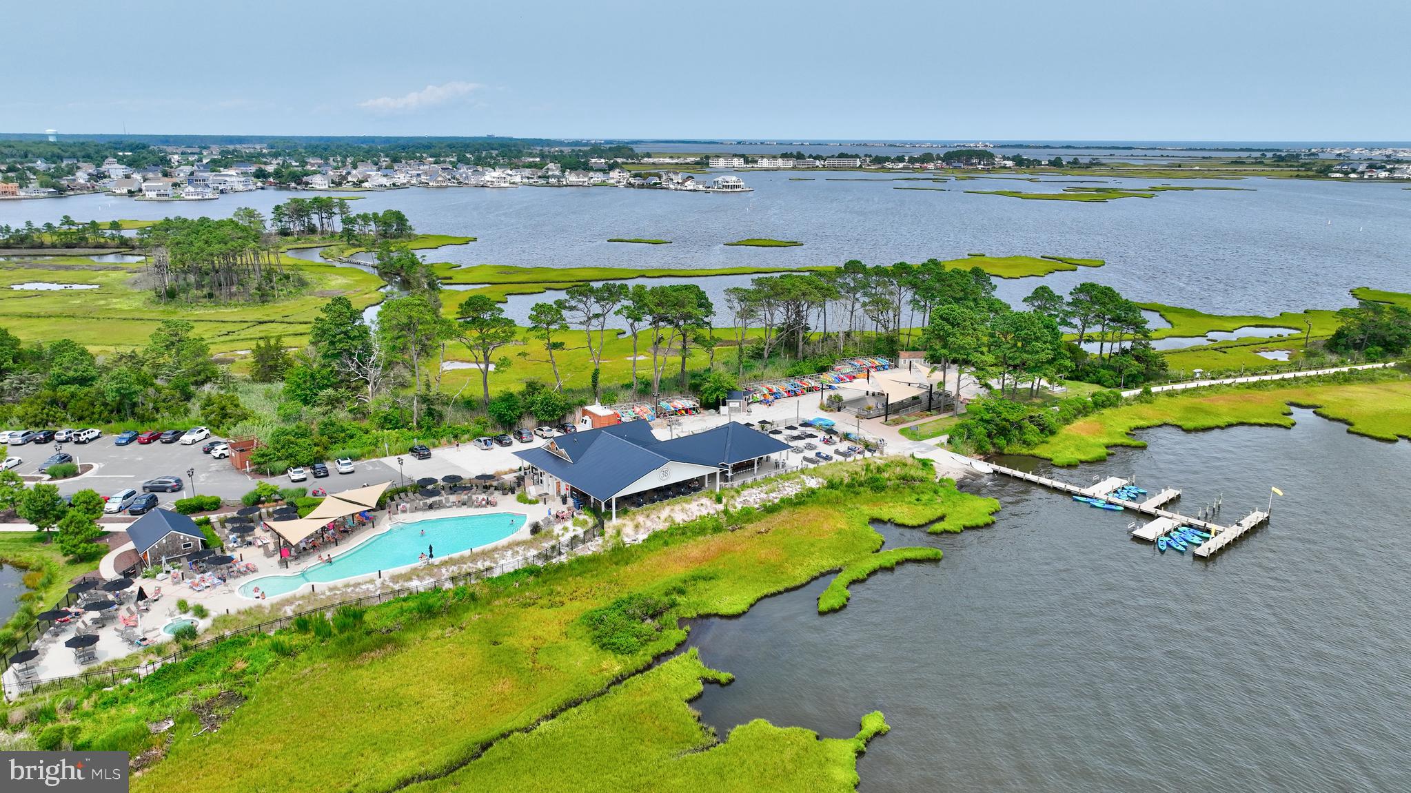 BAYSIDE - Residential