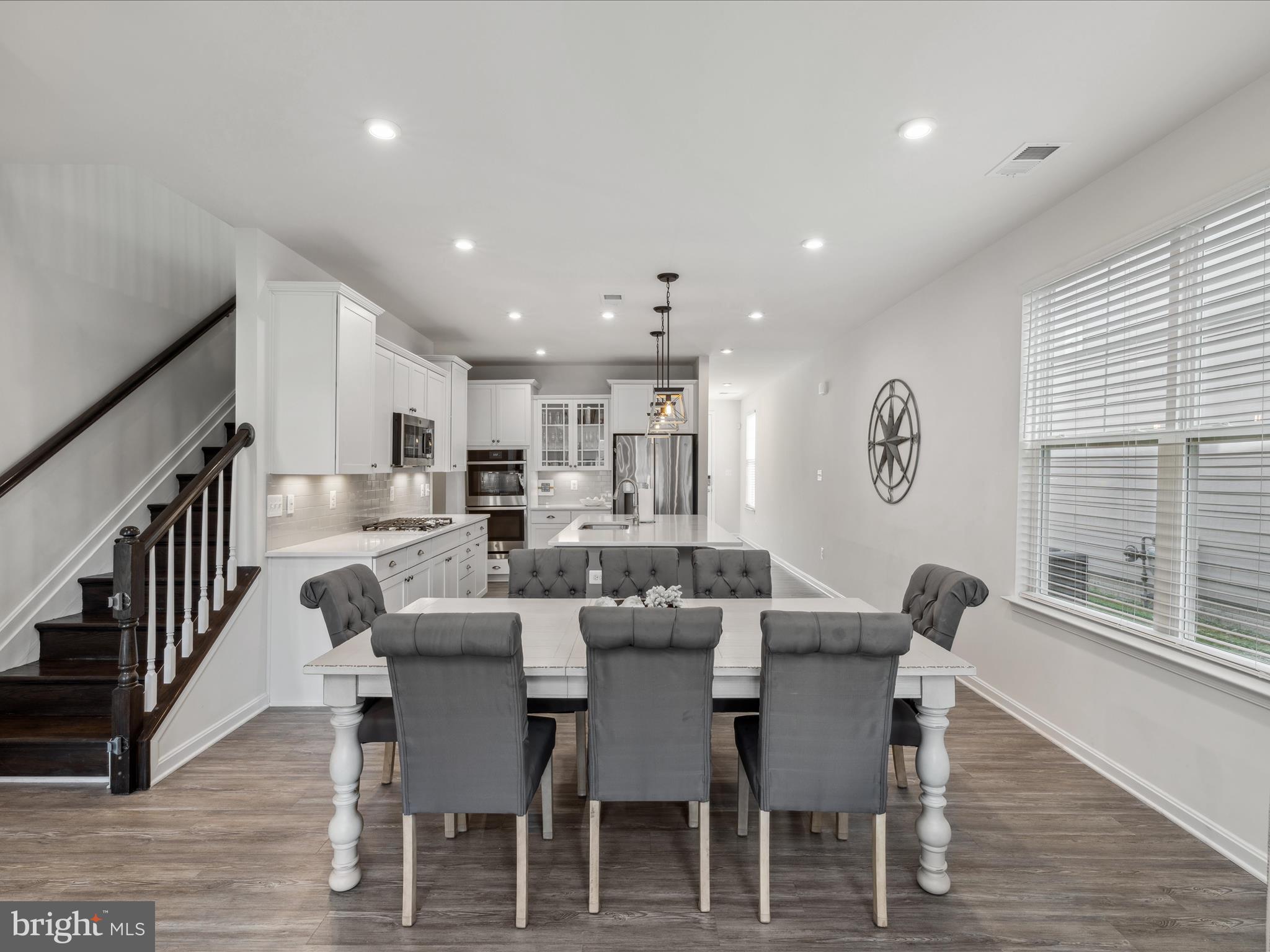 BAYSIDE - Residential