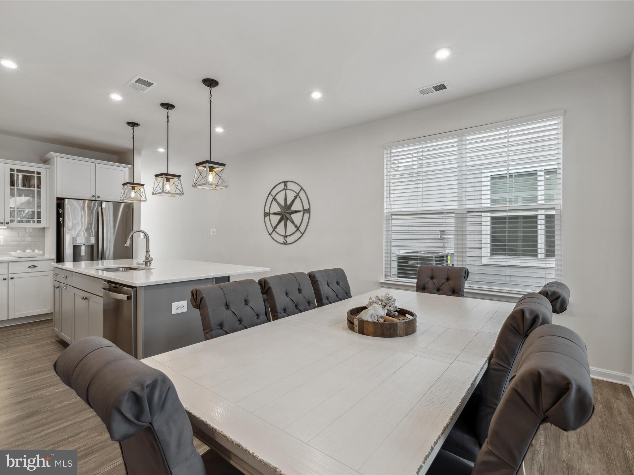 BAYSIDE - Residential