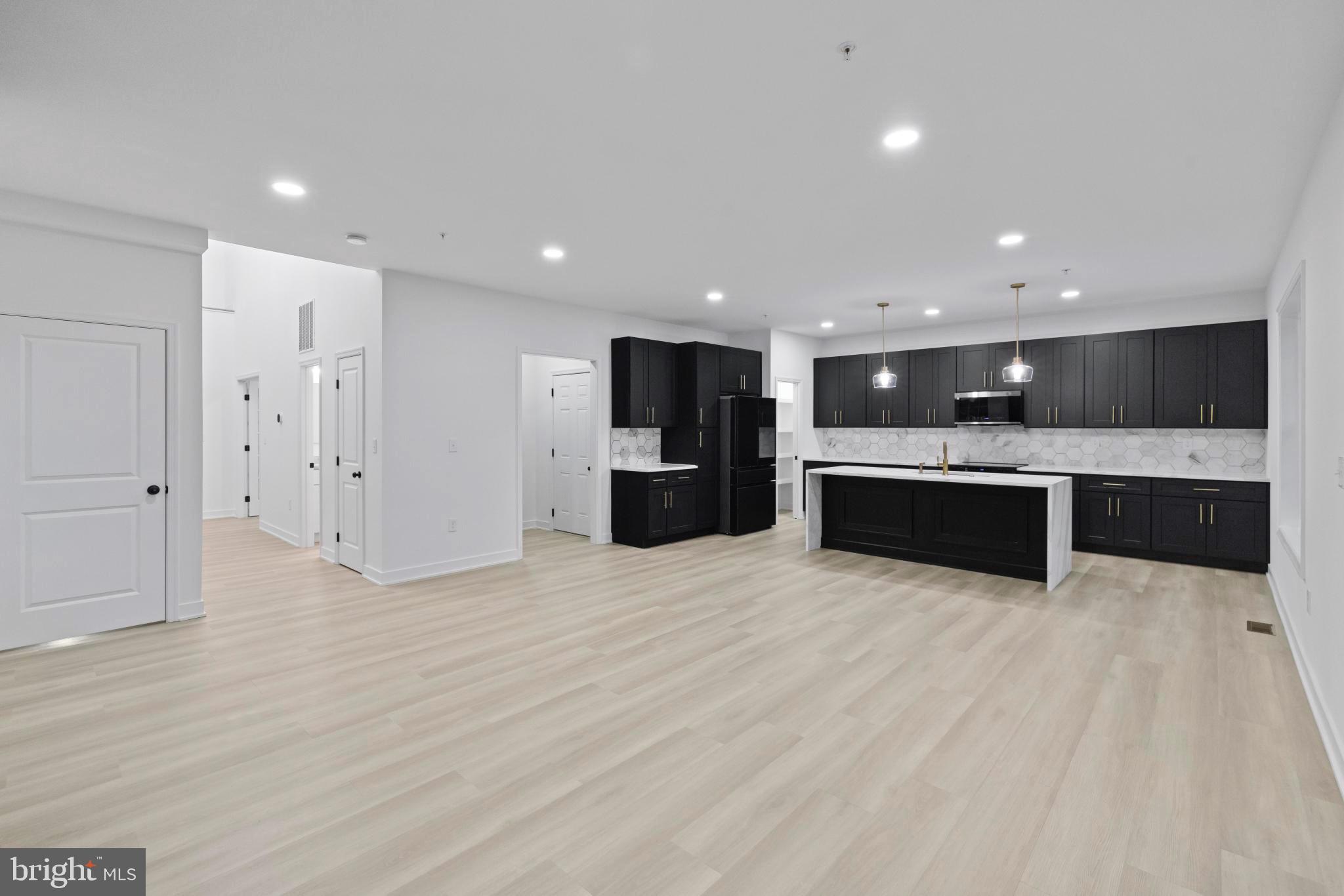 MARYLAND CITY - Residential