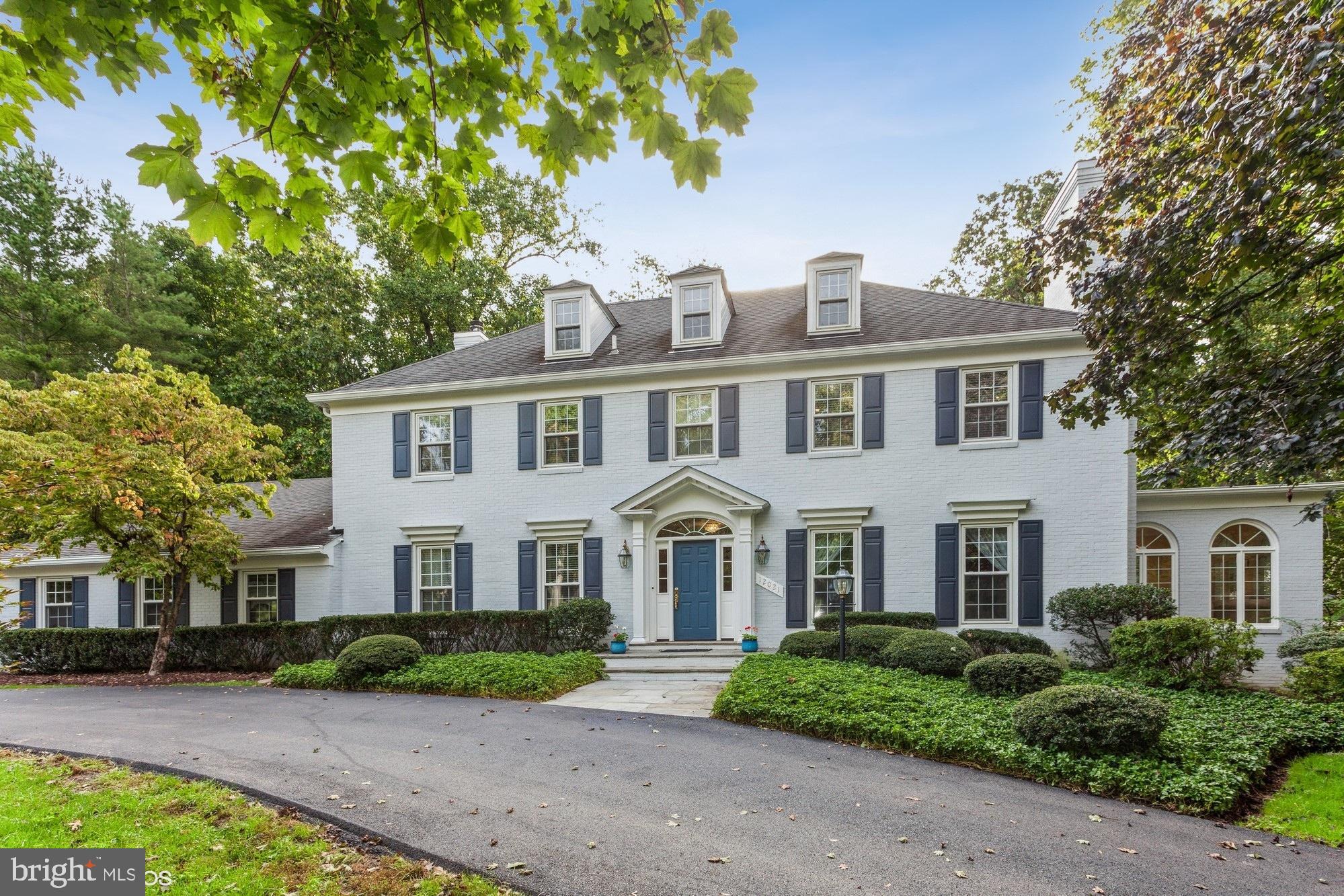 LAKE POTOMAC - Residential