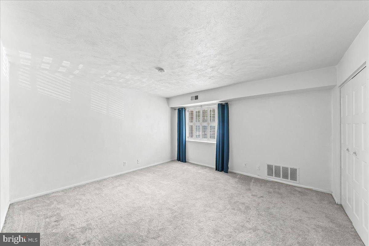 HICKORY HILL - Residential