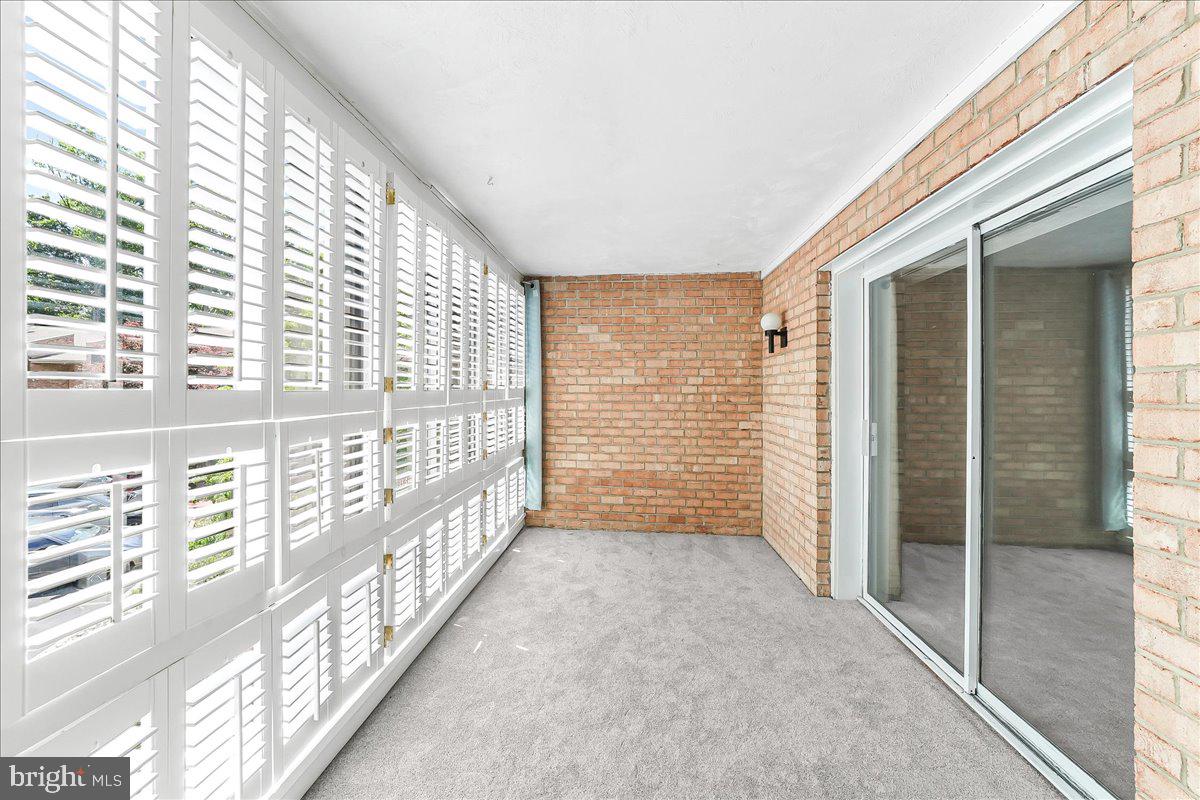 HICKORY HILL - Residential