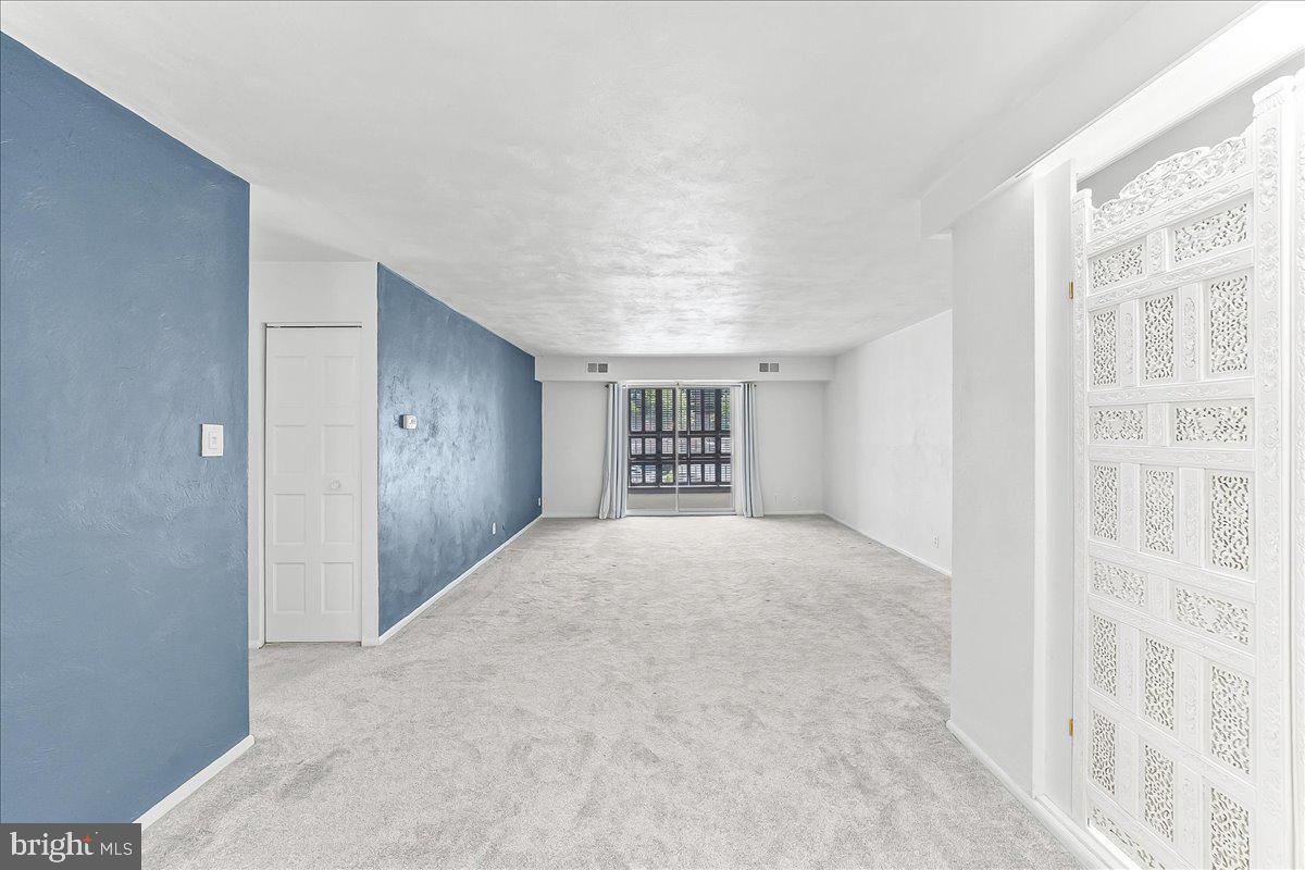 HICKORY HILL - Residential