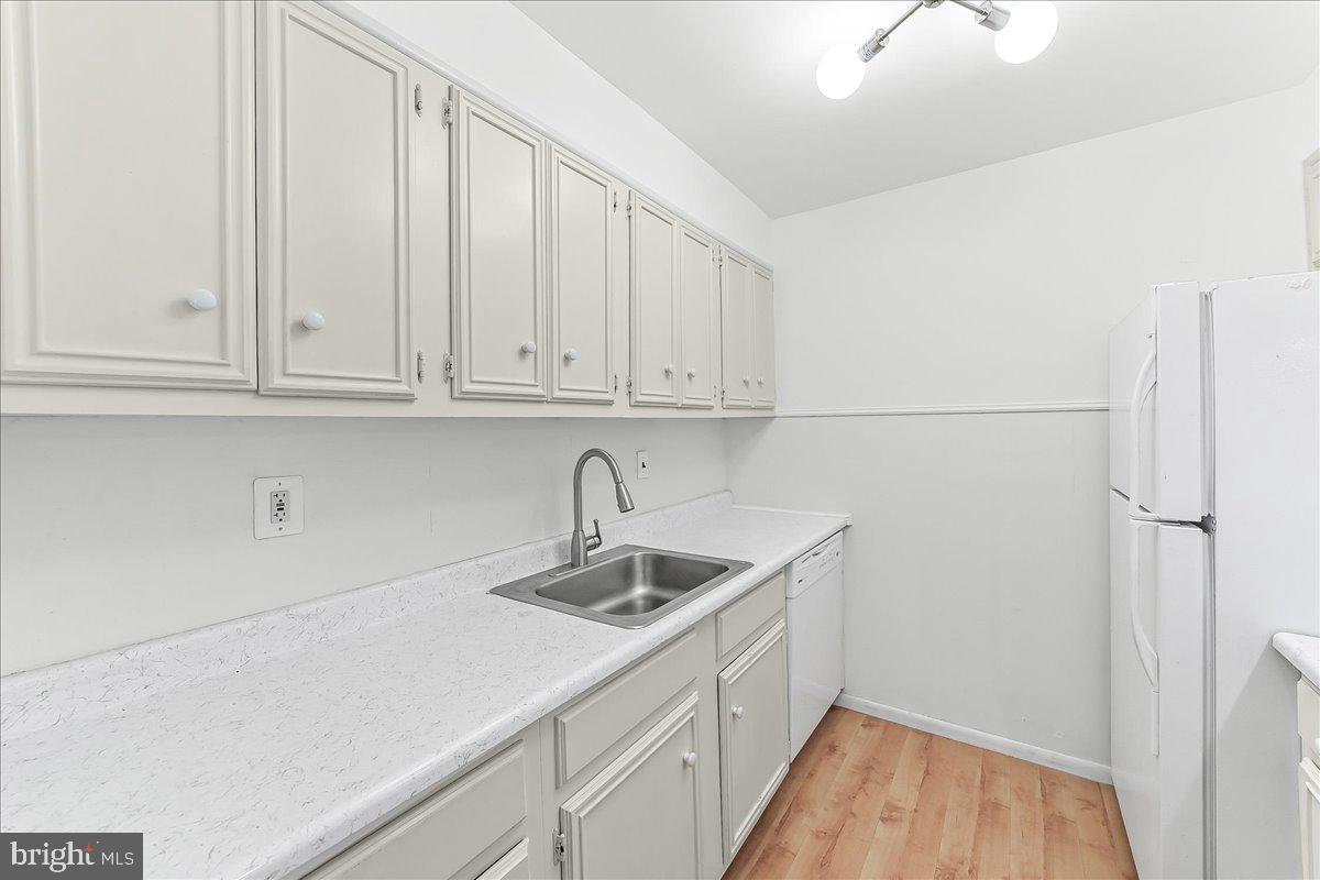 HICKORY HILL - Residential