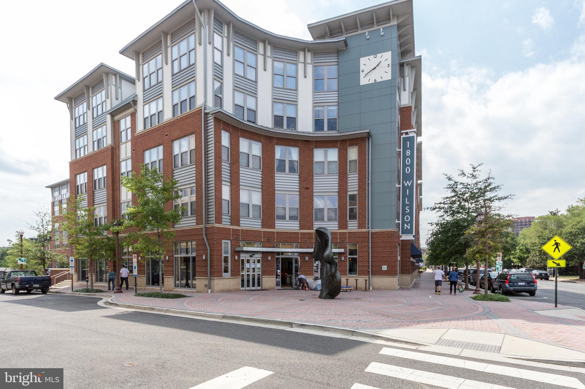 1800 WILSON - Residential Lease
