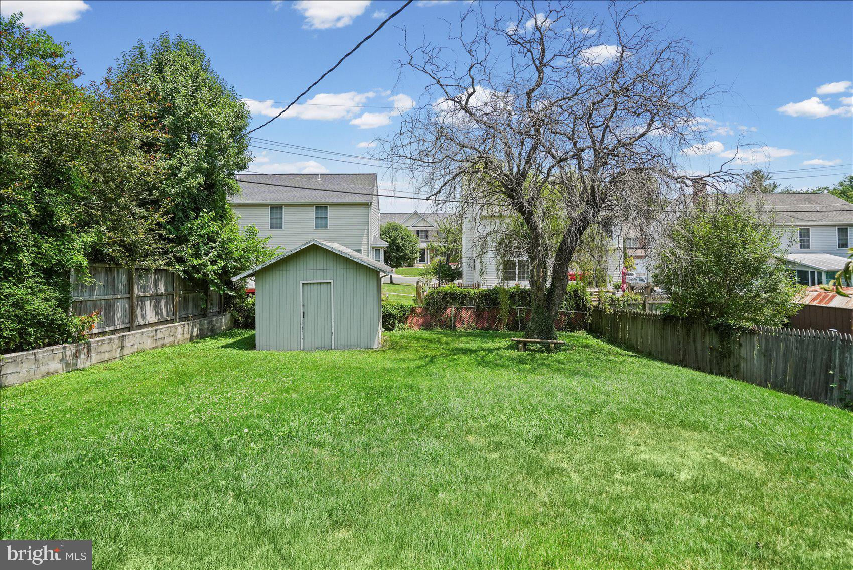 HILLSIDE PARK - Residential