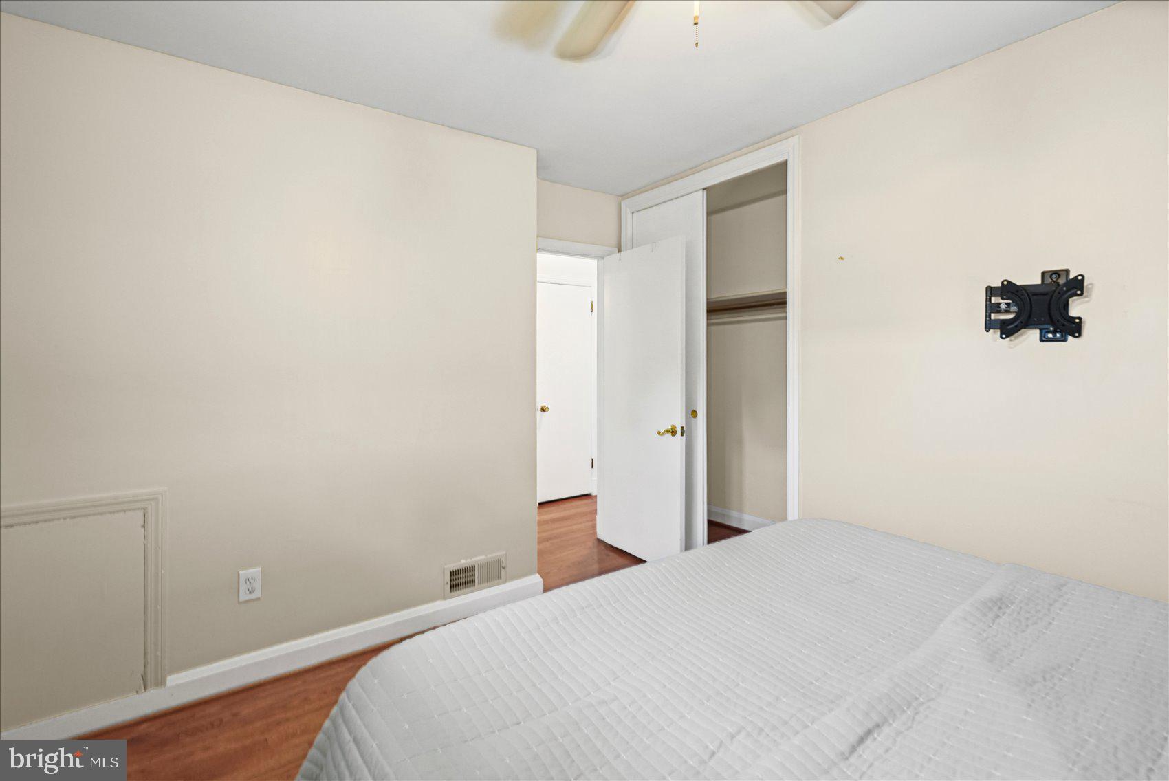 HILLSIDE PARK - Residential