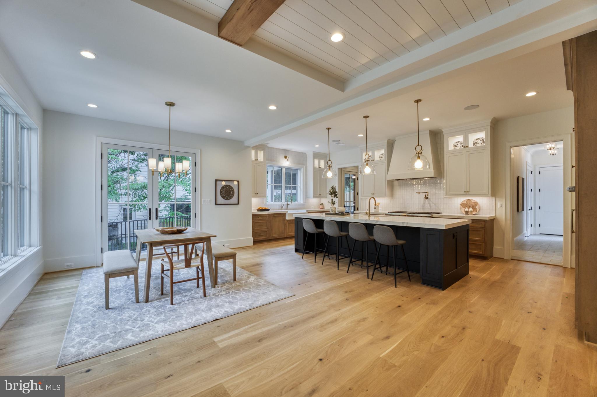 CHESTERBROOK WOODS - Residential