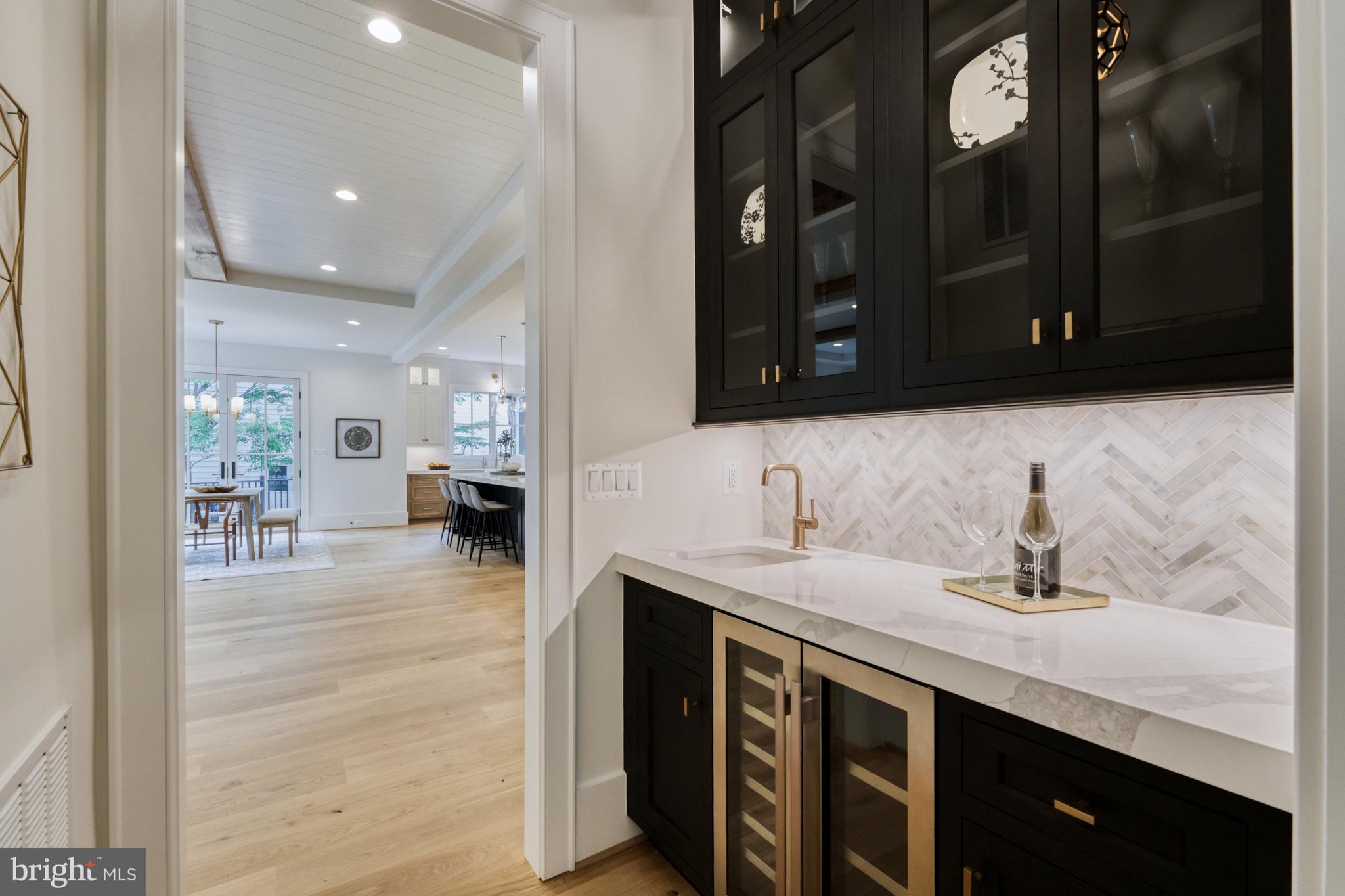 CHESTERBROOK WOODS - Residential