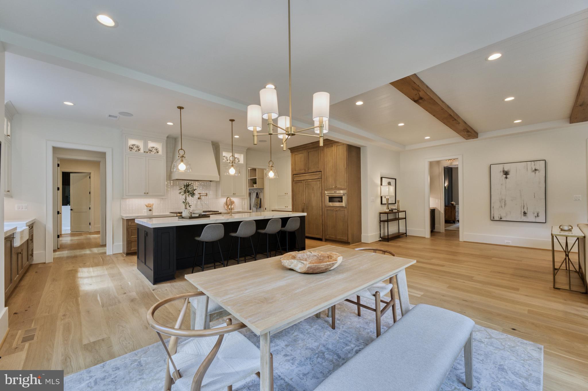 CHESTERBROOK WOODS - Residential