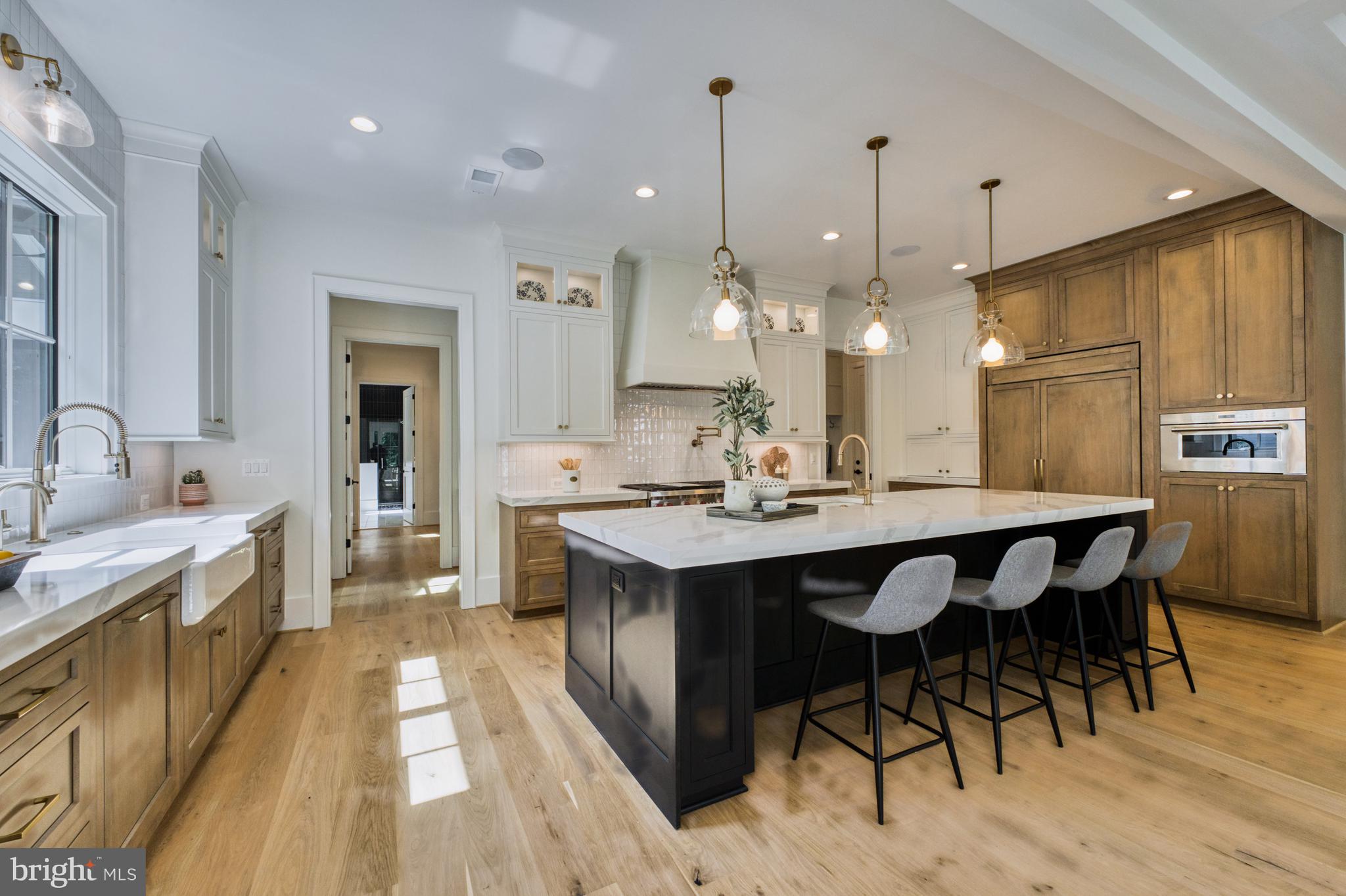 CHESTERBROOK WOODS - Residential
