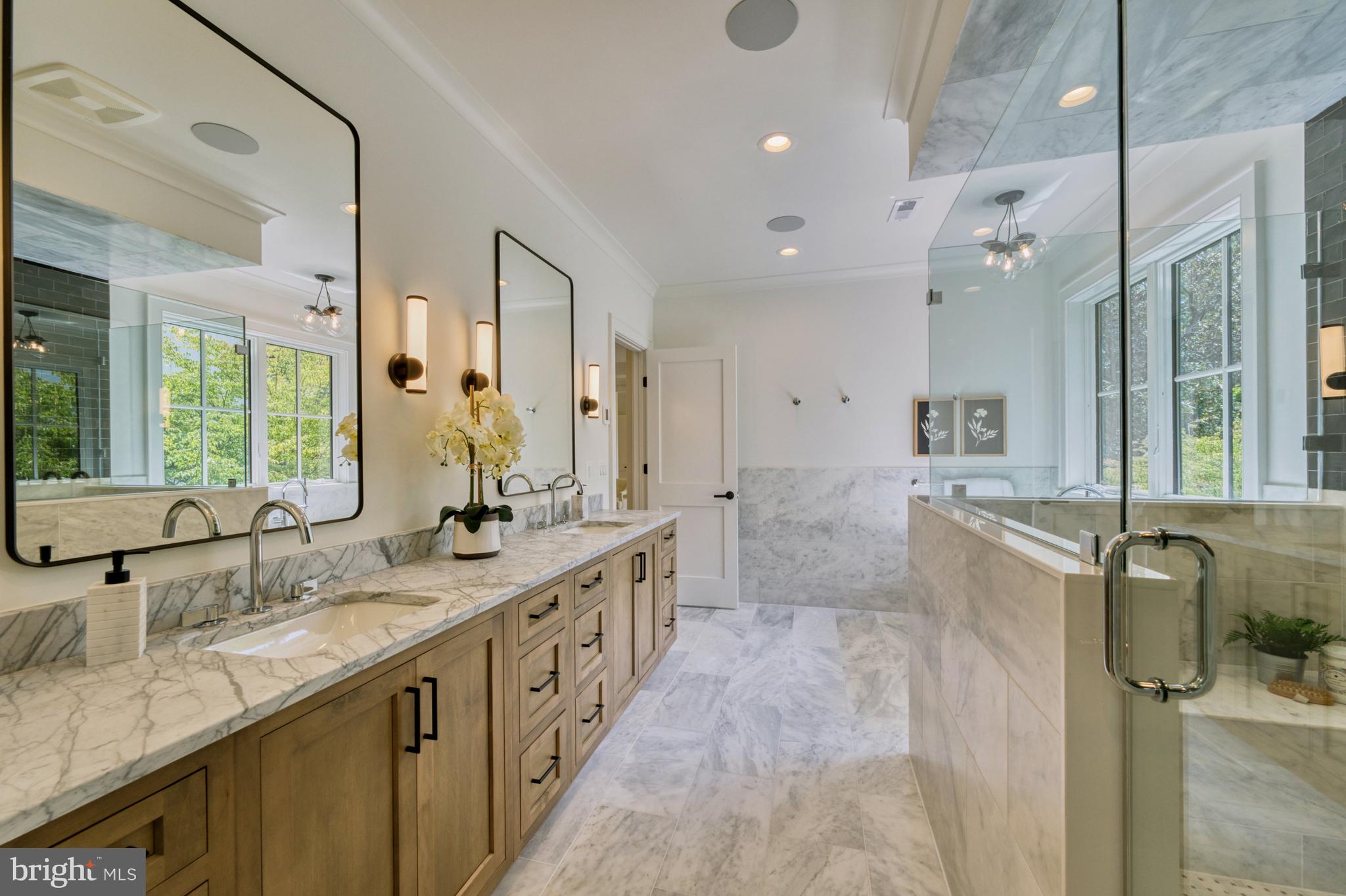 CHESTERBROOK WOODS - Residential