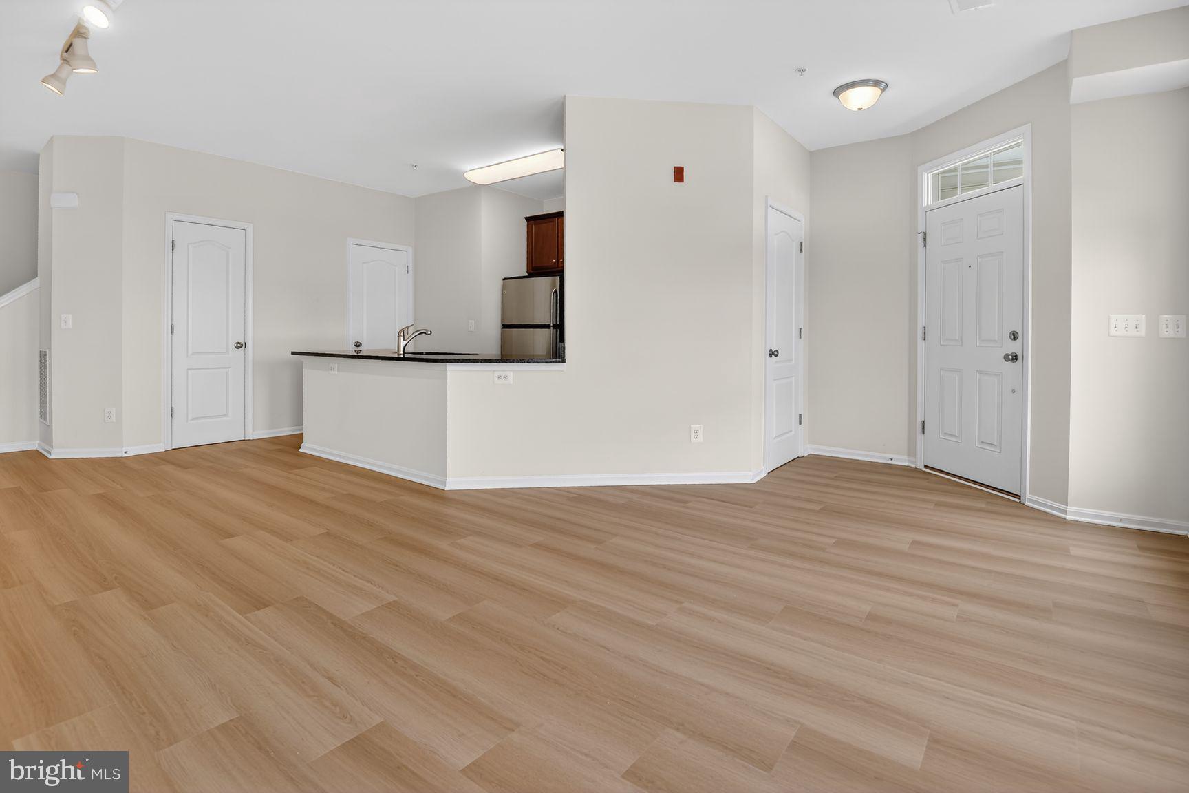 MERCER PARK CONDOMINIUM - Residential