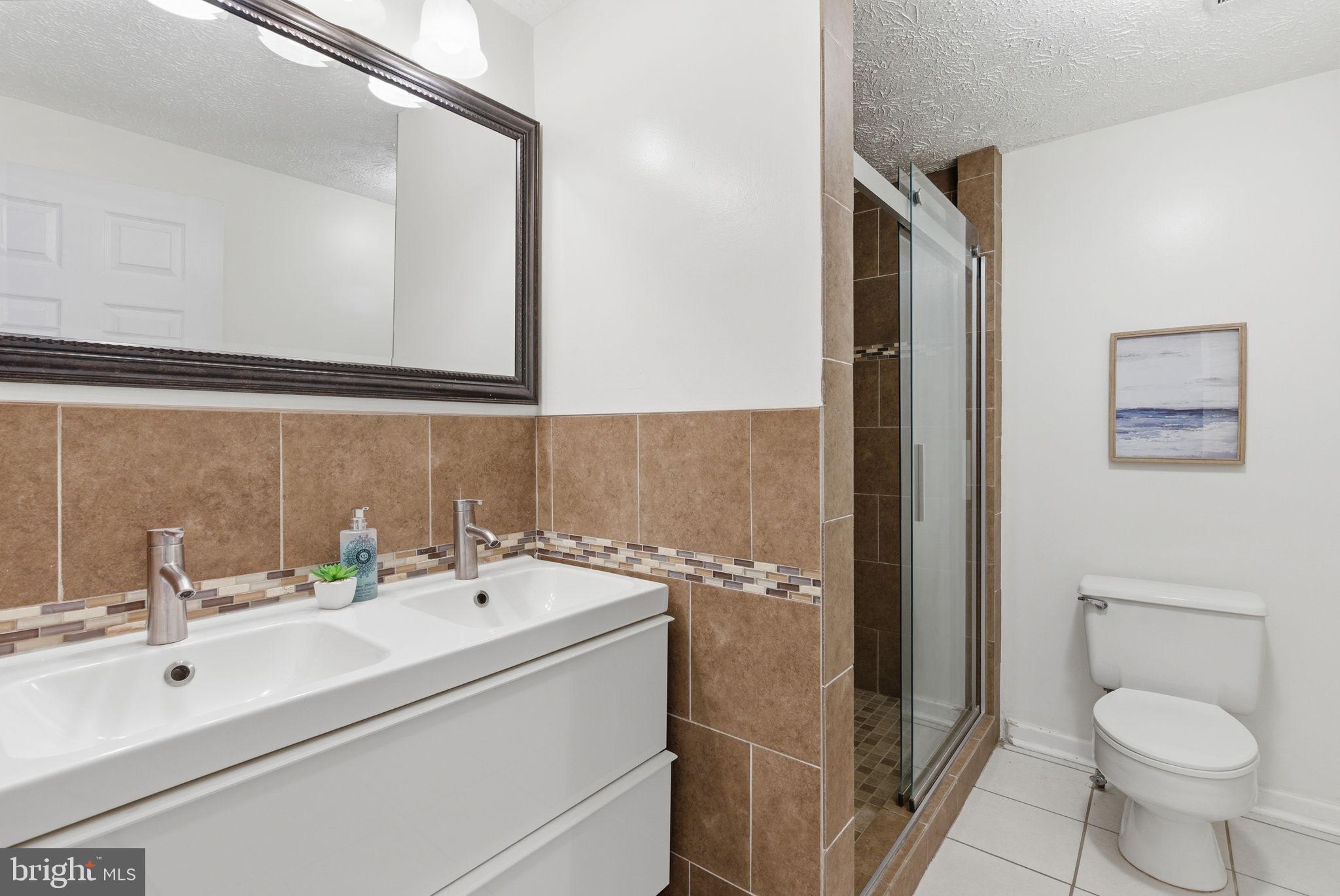 GUNNERS LAKE VILLAGE - Residential