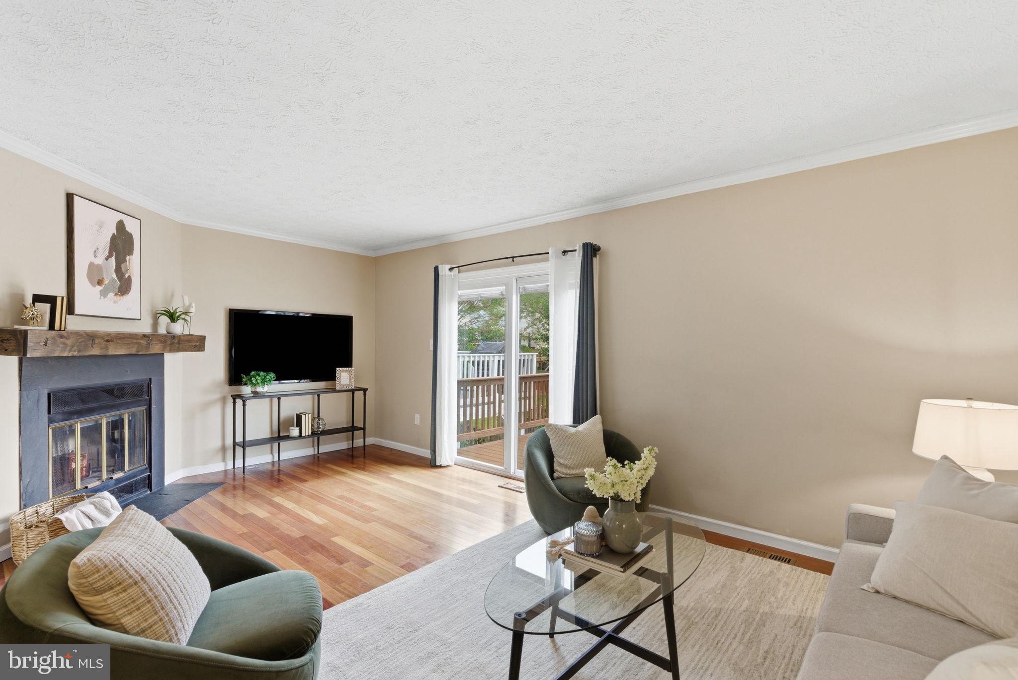 GUNNERS LAKE VILLAGE - Residential
