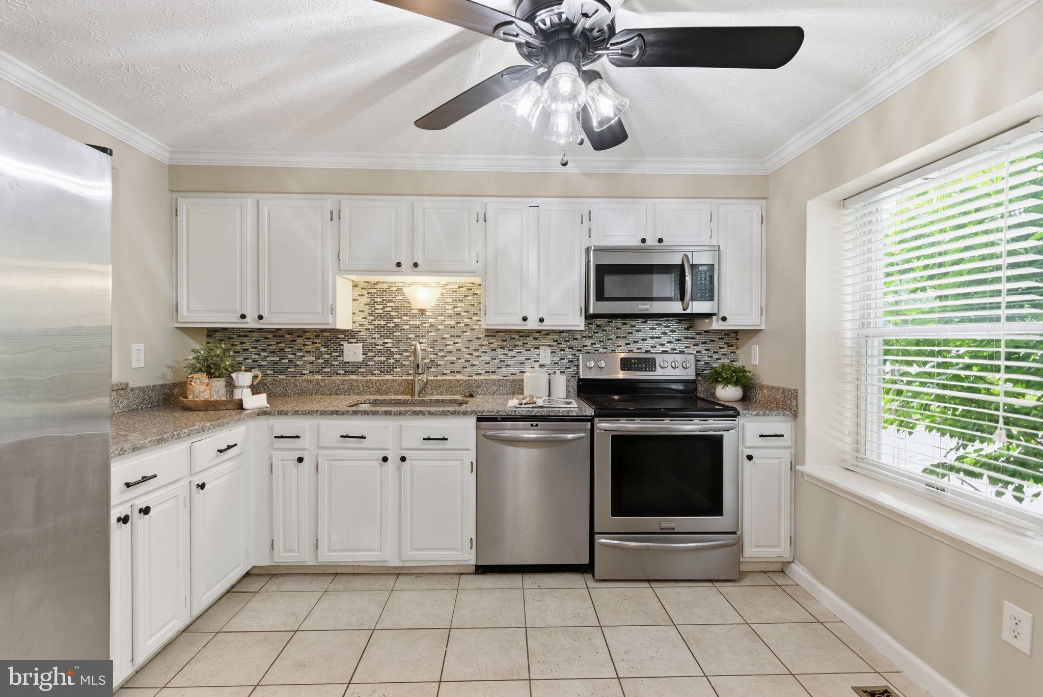 GUNNERS LAKE VILLAGE - Residential