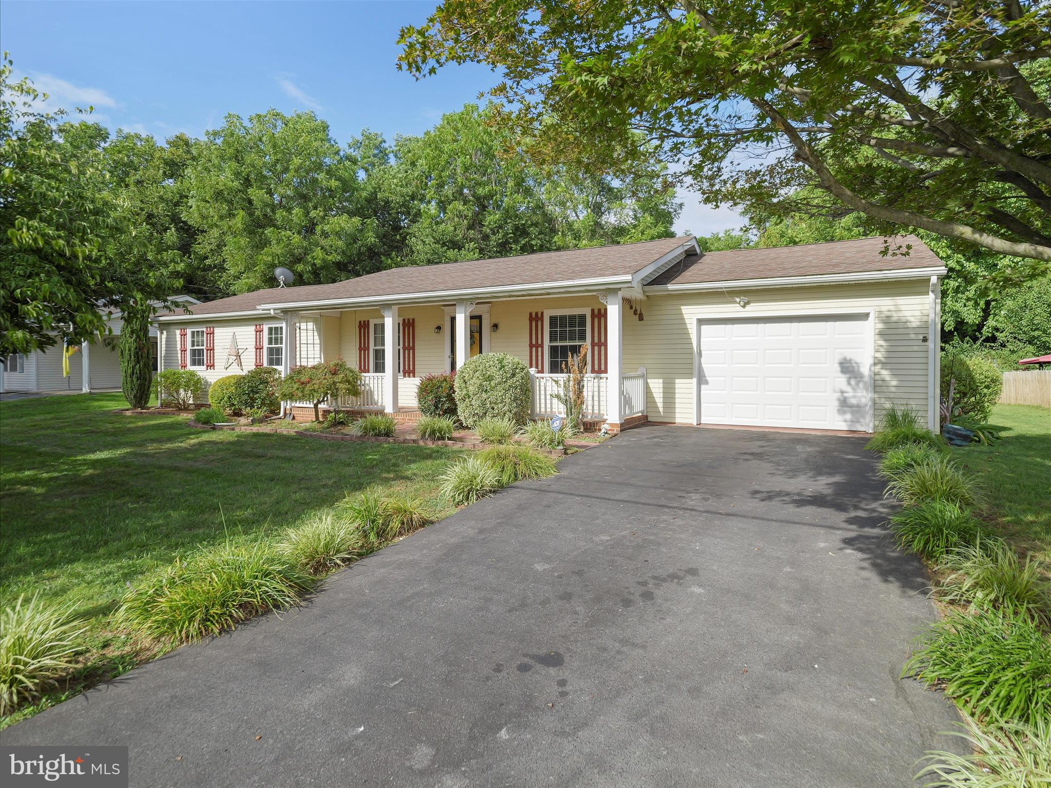 PIKEVIEW ACRES WEST - Residential