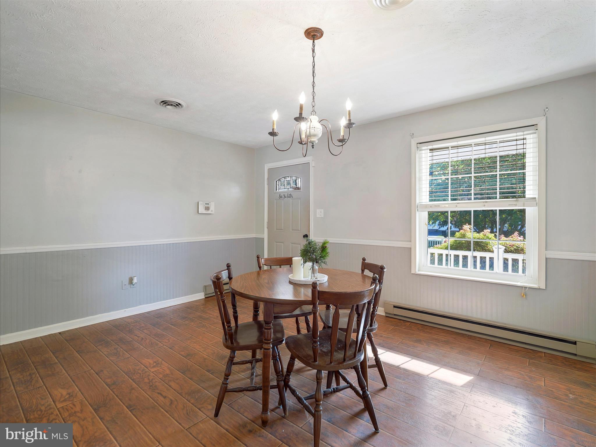 PIKEVIEW ACRES WEST - Residential