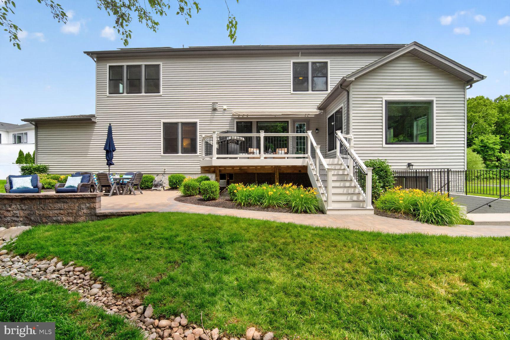 THE RIDINGS AT NORTH BRANCH - Residential