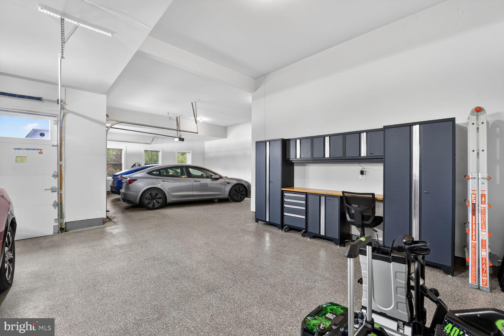 THE RIDINGS AT NORTH BRANCH - Residential