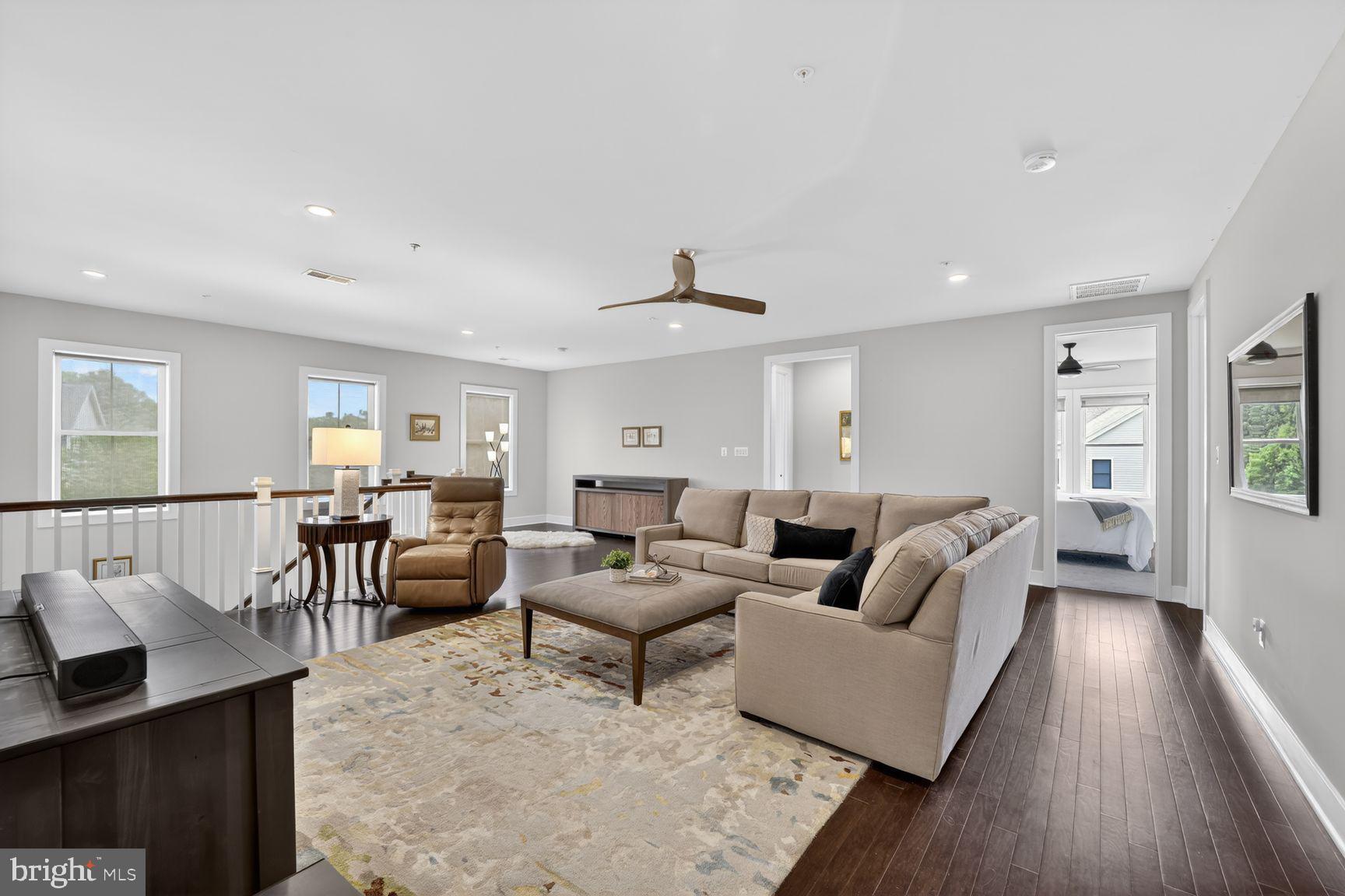 THE RIDINGS AT NORTH BRANCH - Residential