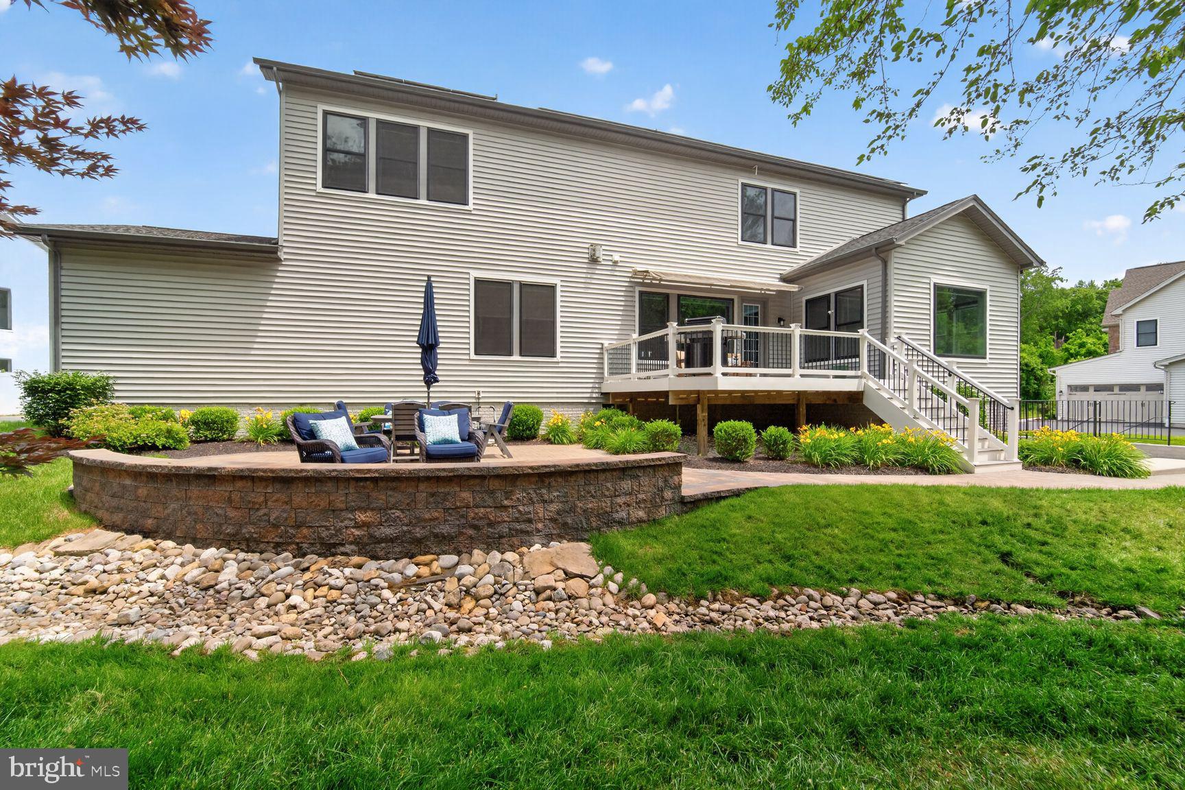 THE RIDINGS AT NORTH BRANCH - Residential