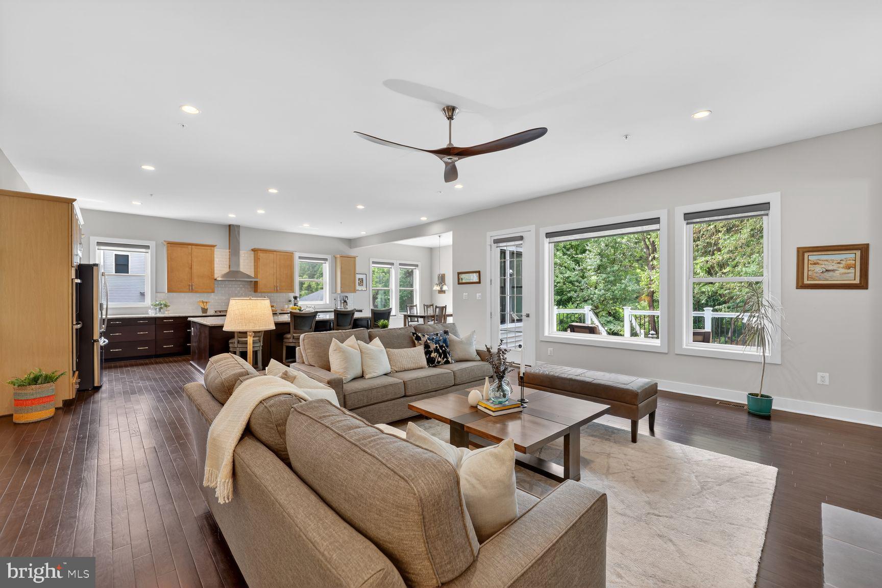 THE RIDINGS AT NORTH BRANCH - Residential