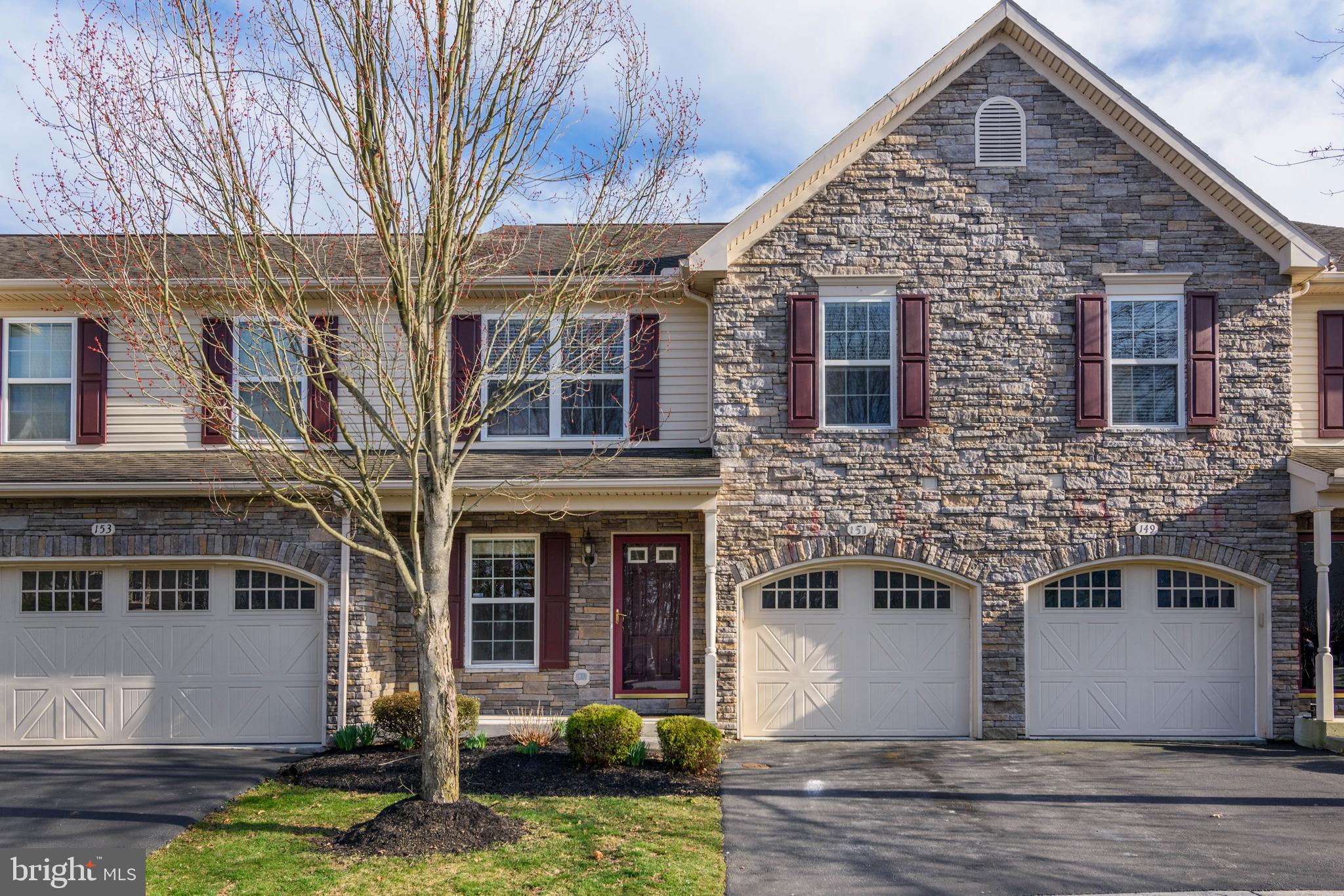 PINE VIEW - Residential