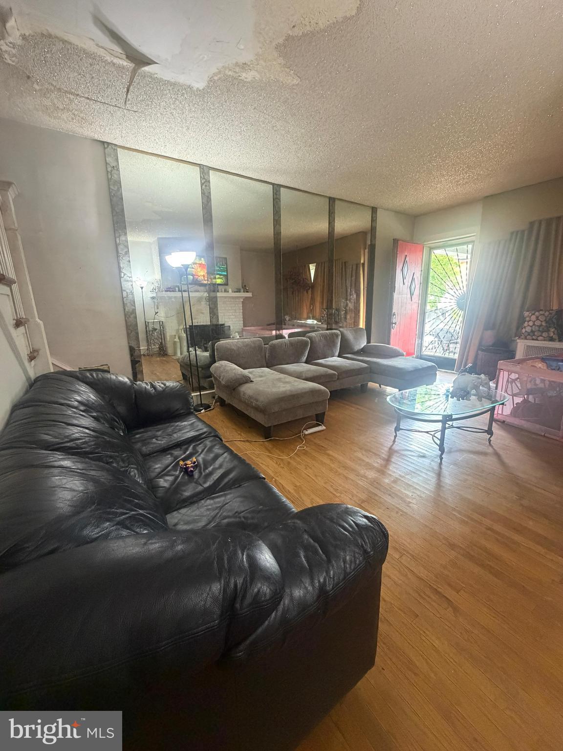 HUNTING PARK - Residential