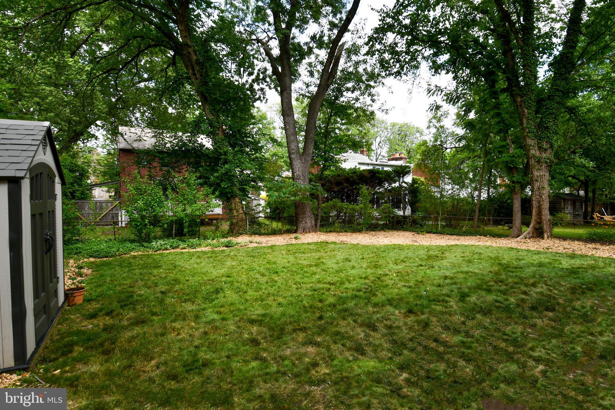 ARLINGTON HEIGHTS - Residential