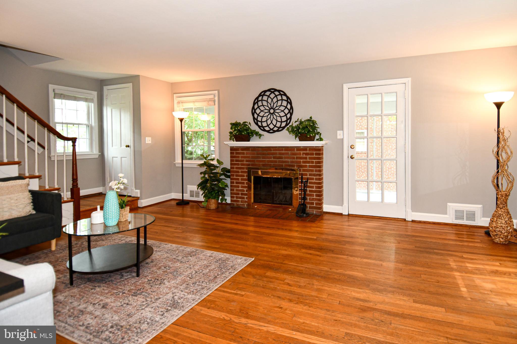 ARLINGTON HEIGHTS - Residential