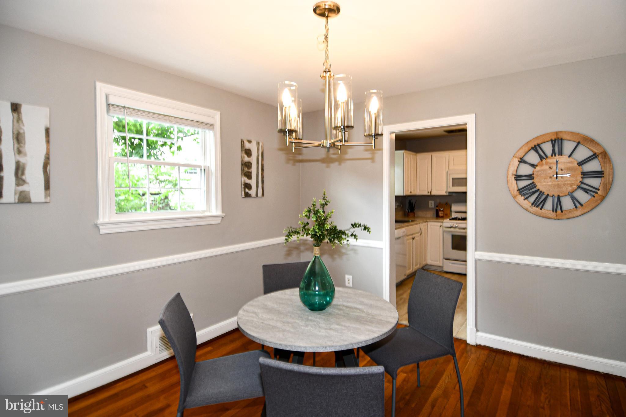 ARLINGTON HEIGHTS - Residential
