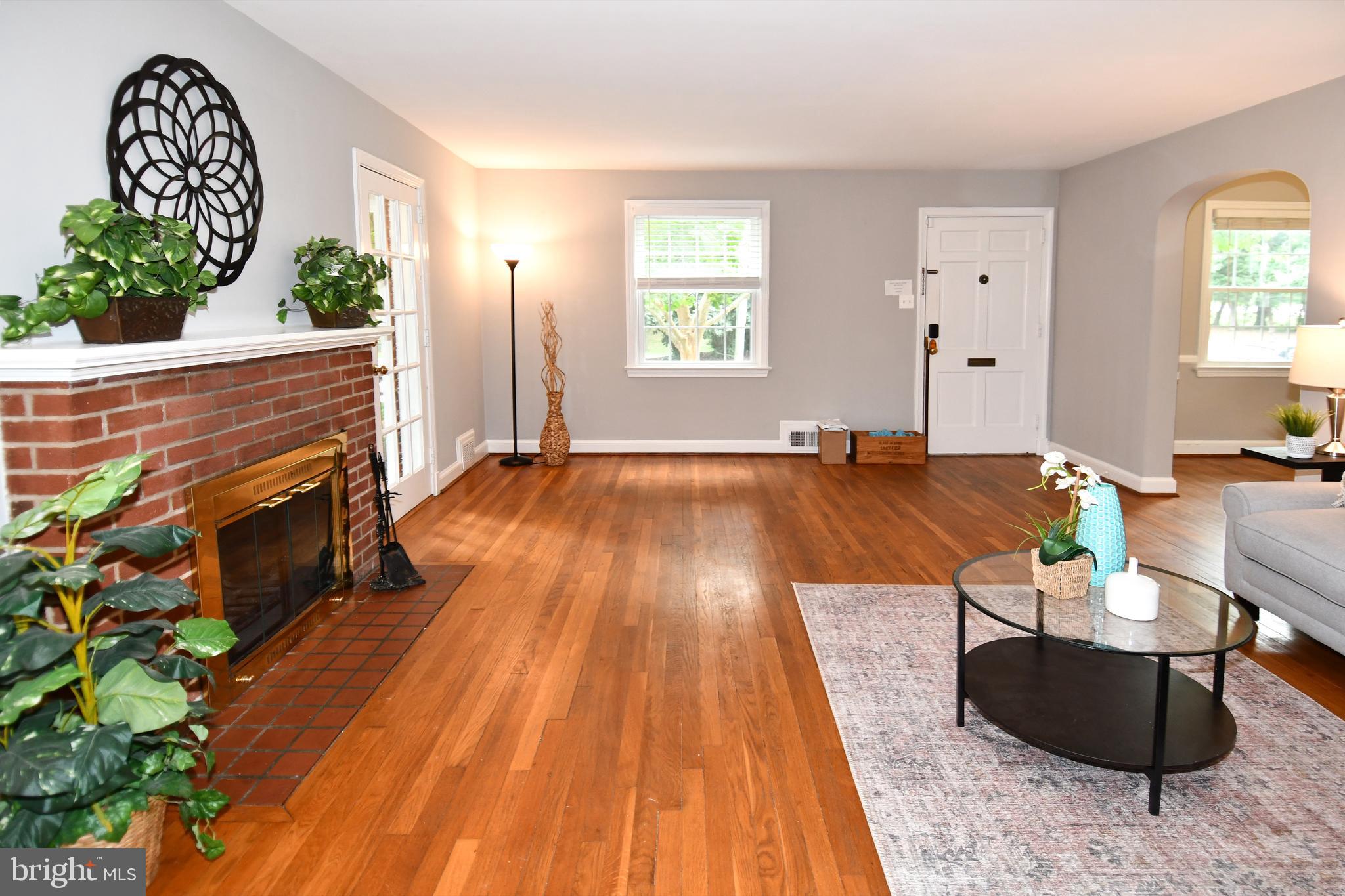 ARLINGTON HEIGHTS - Residential