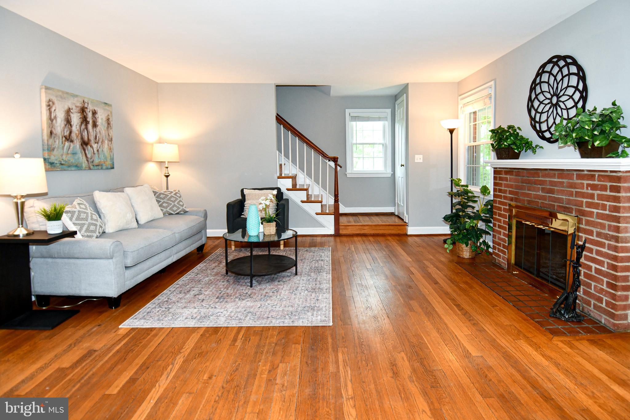 ARLINGTON HEIGHTS - Residential