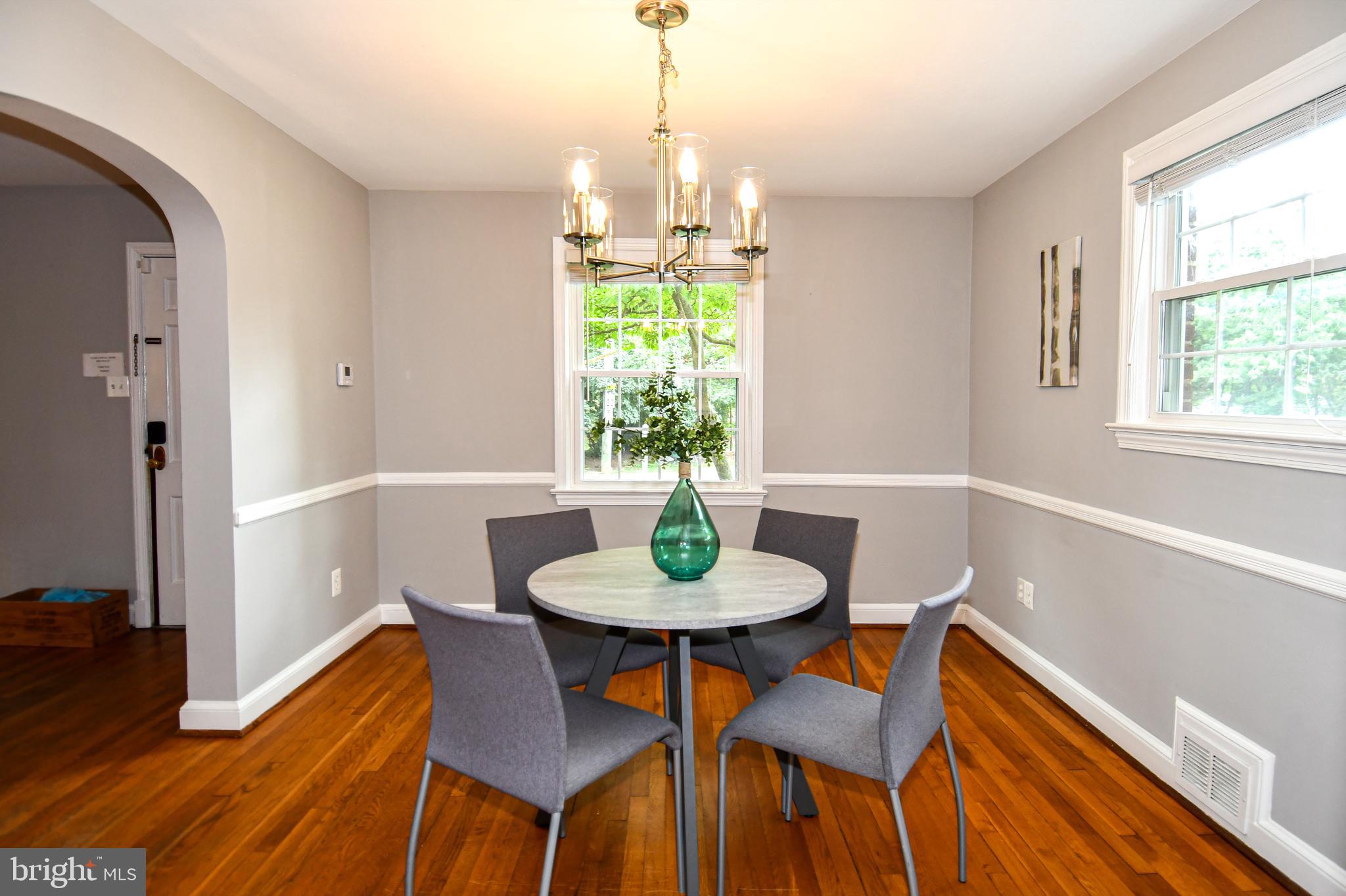 ARLINGTON HEIGHTS - Residential