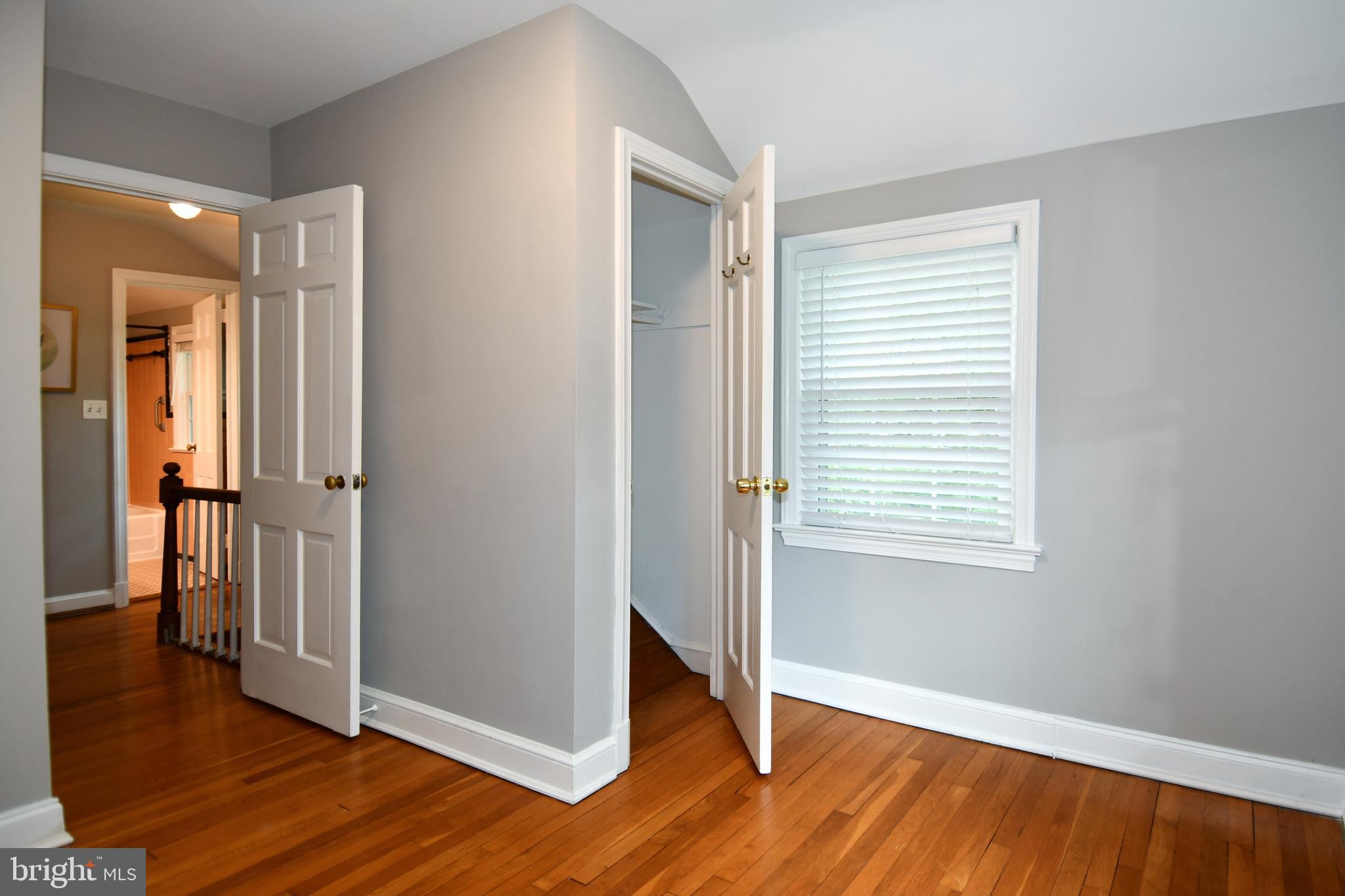ARLINGTON HEIGHTS - Residential